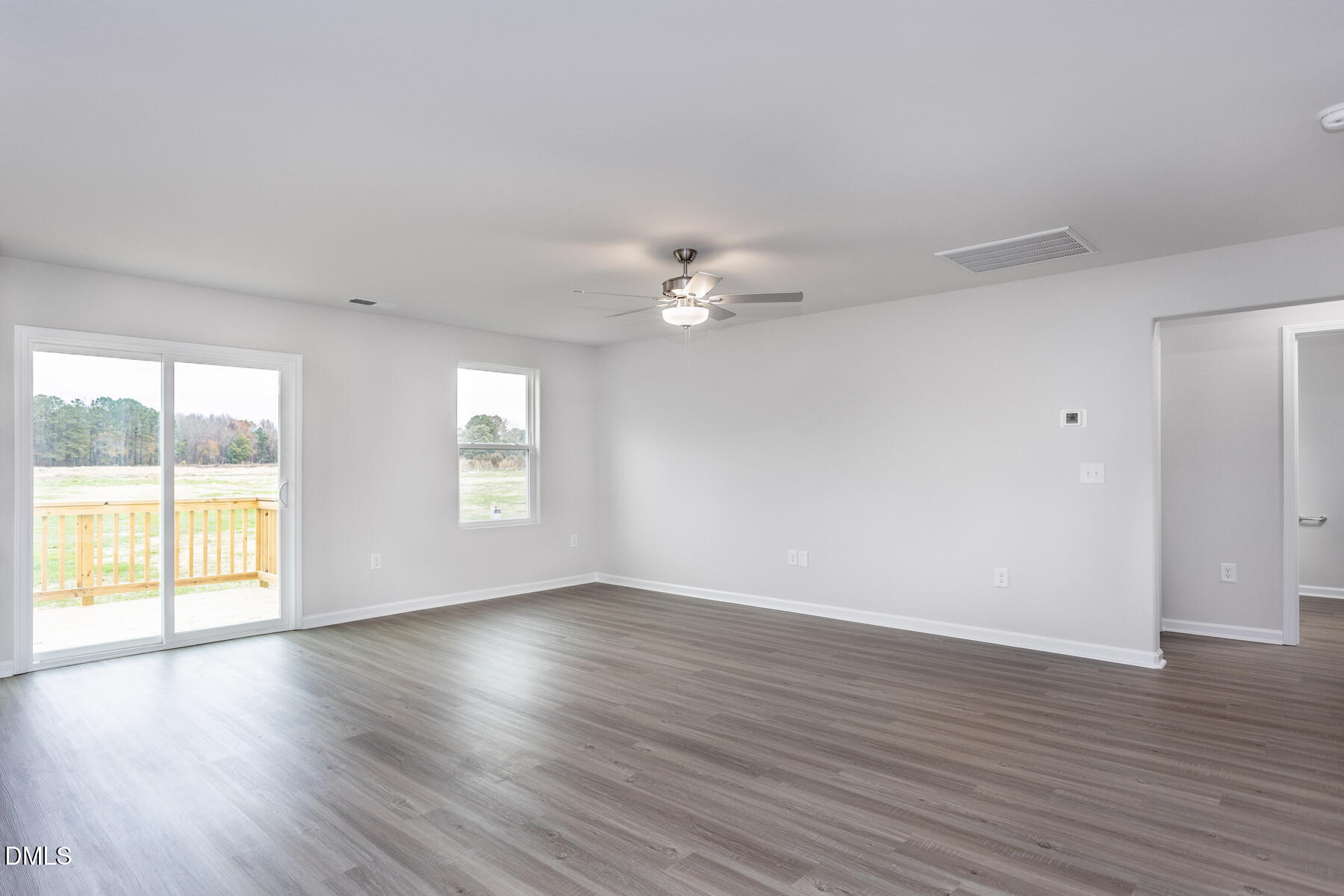 11866 International Drive Property Photo 9