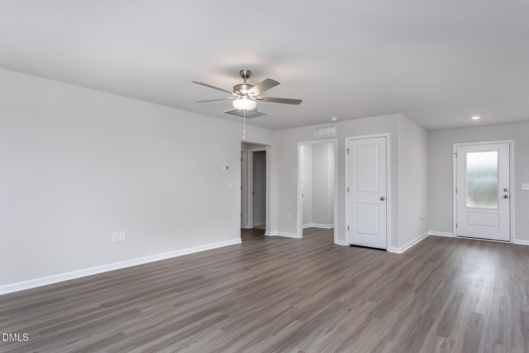 11866 International Drive Property Photo 10