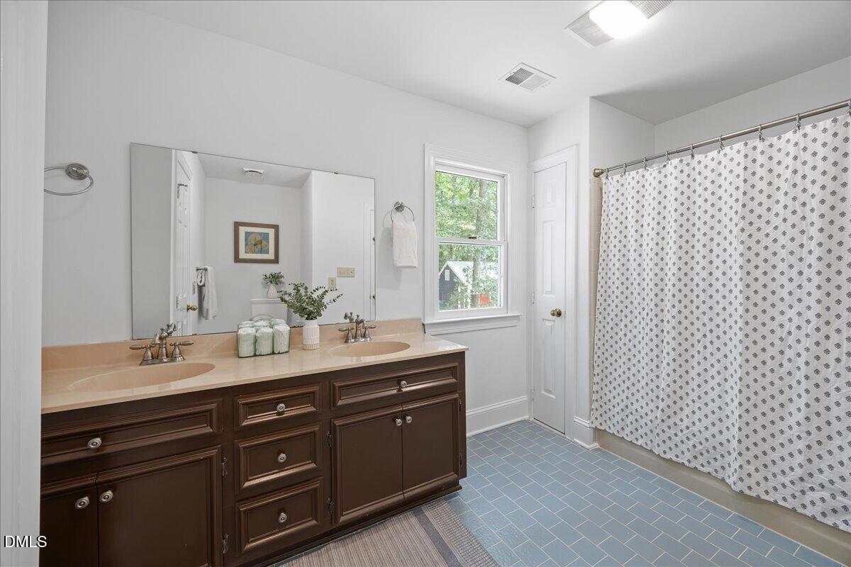 6516 Bakersfield Drive Property Photo 38
