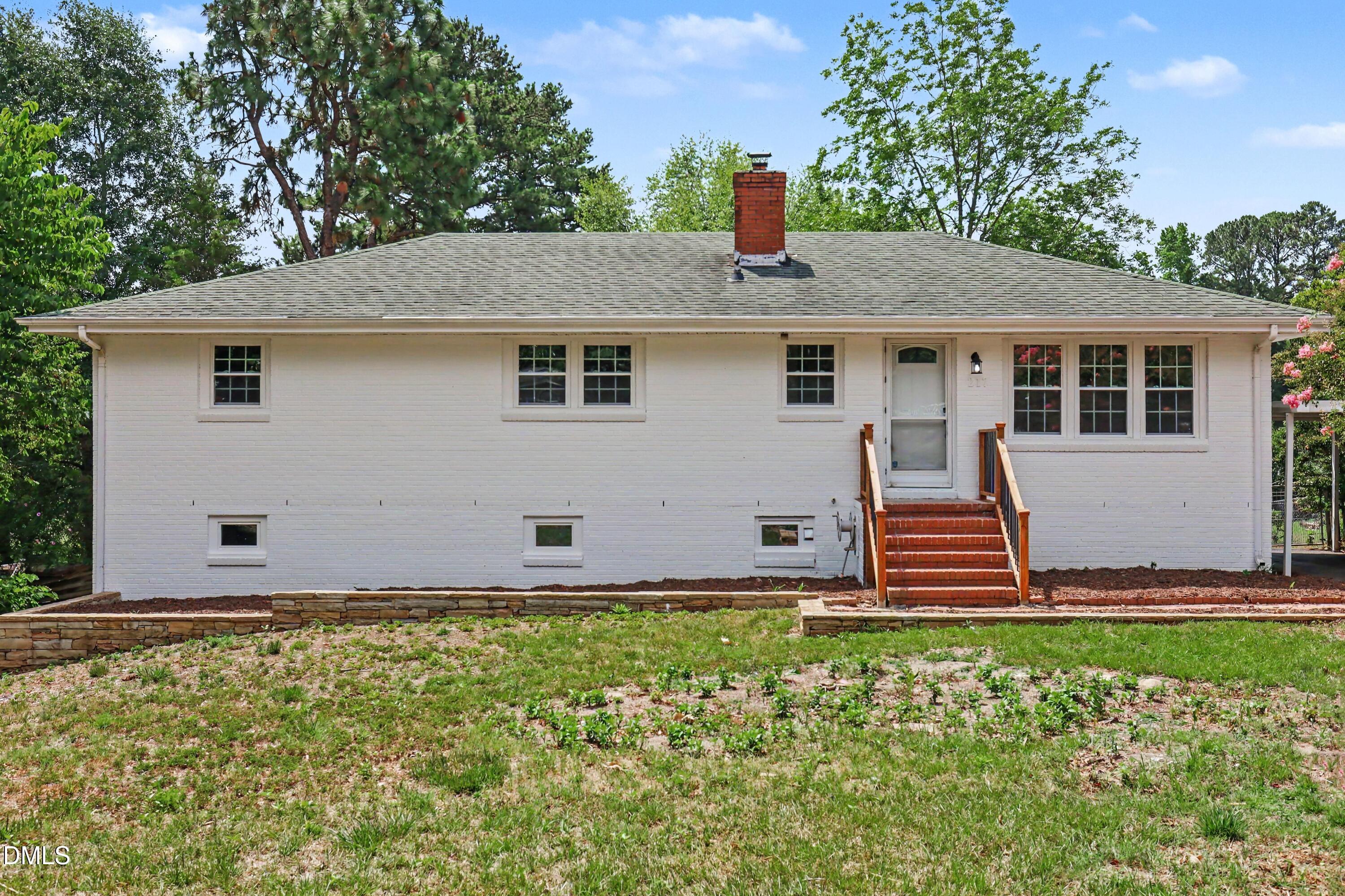 217 Faison Drive Property Photo 2