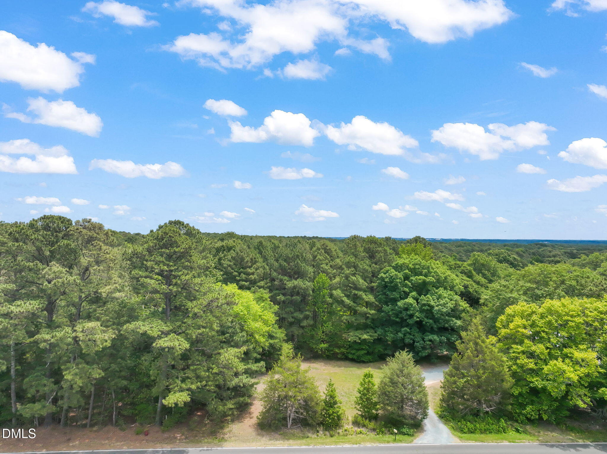 4403 Grandale Drive Property Photo 3