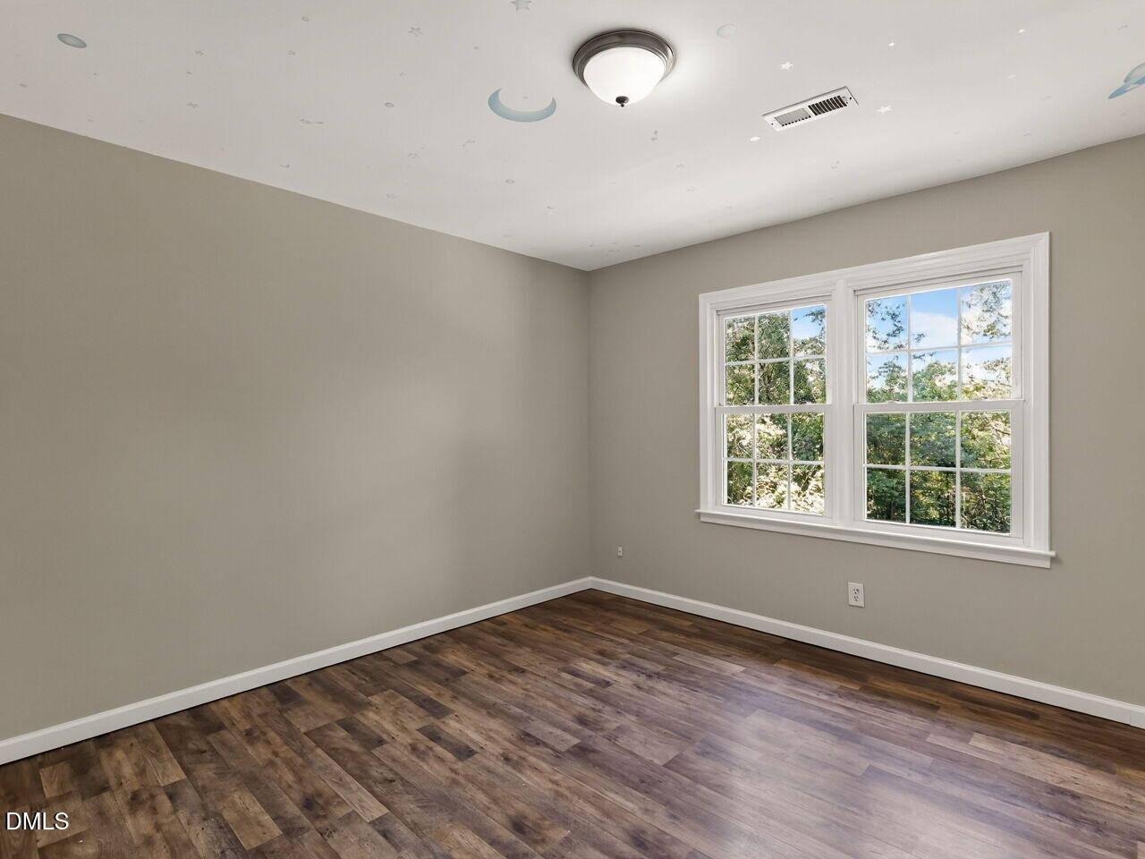 102 Greenwood Circle Property Photo 20