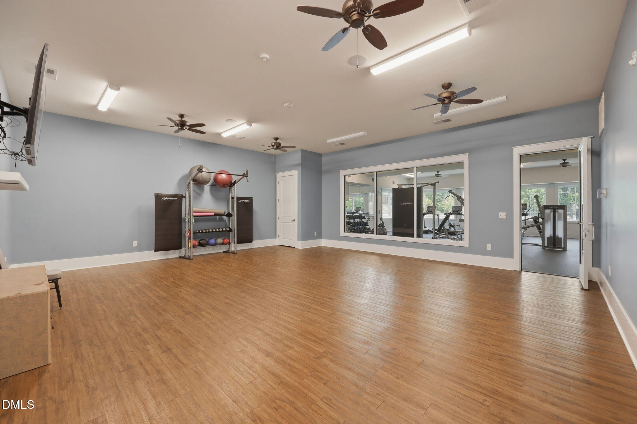 135 Village Walk Drive Property Photo 27