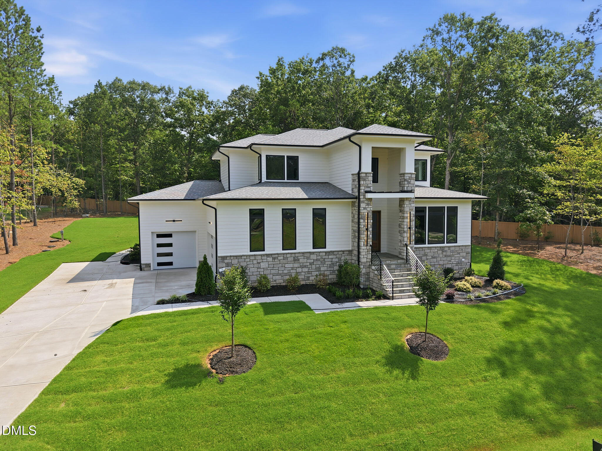 20 Cherry Bark Drive Property Photo 3