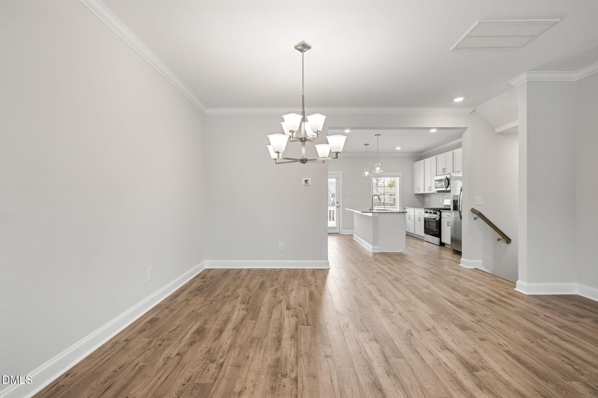 533 Forestville Road Property Photo 6
