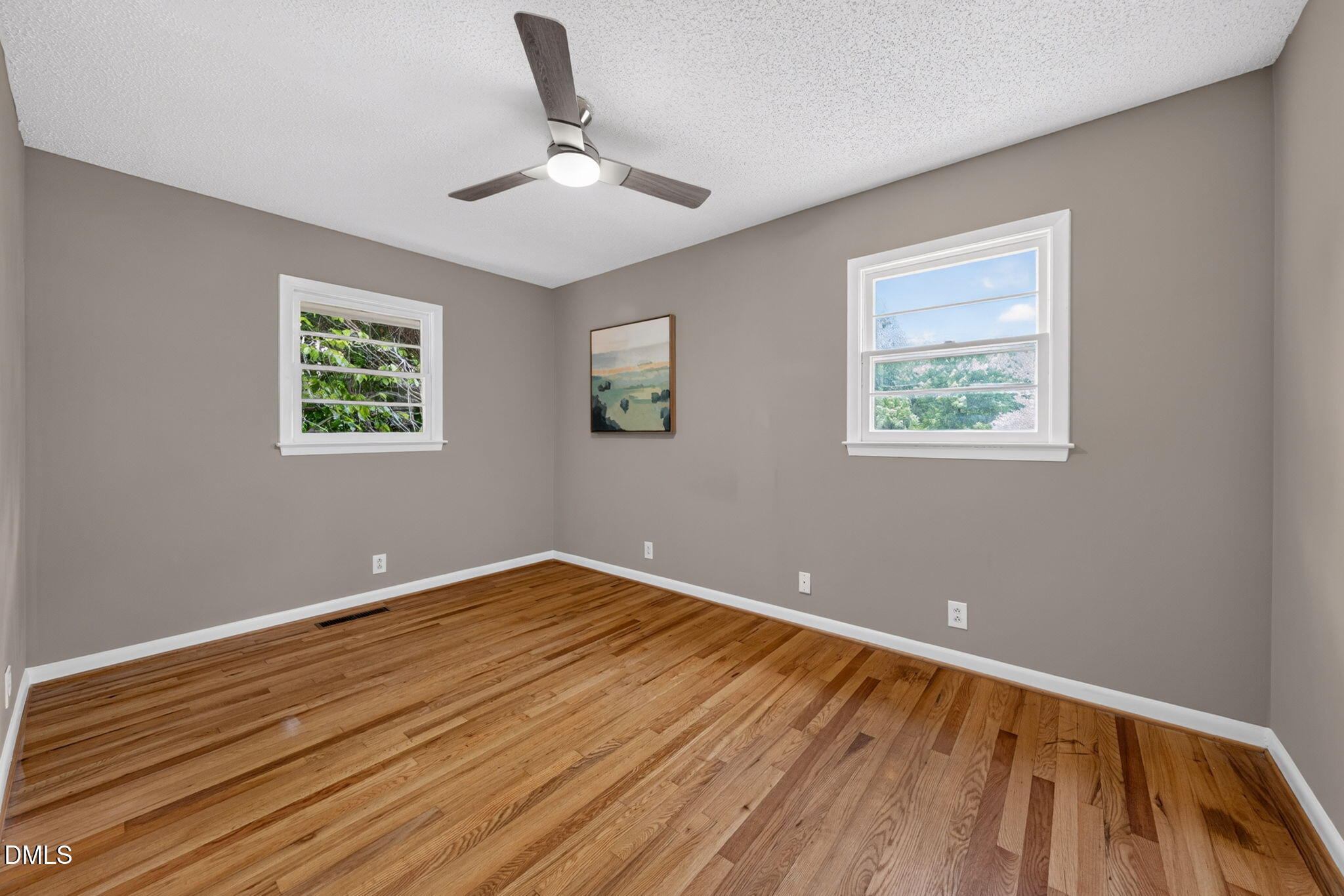 1513 N King Charles Road Property Photo 14