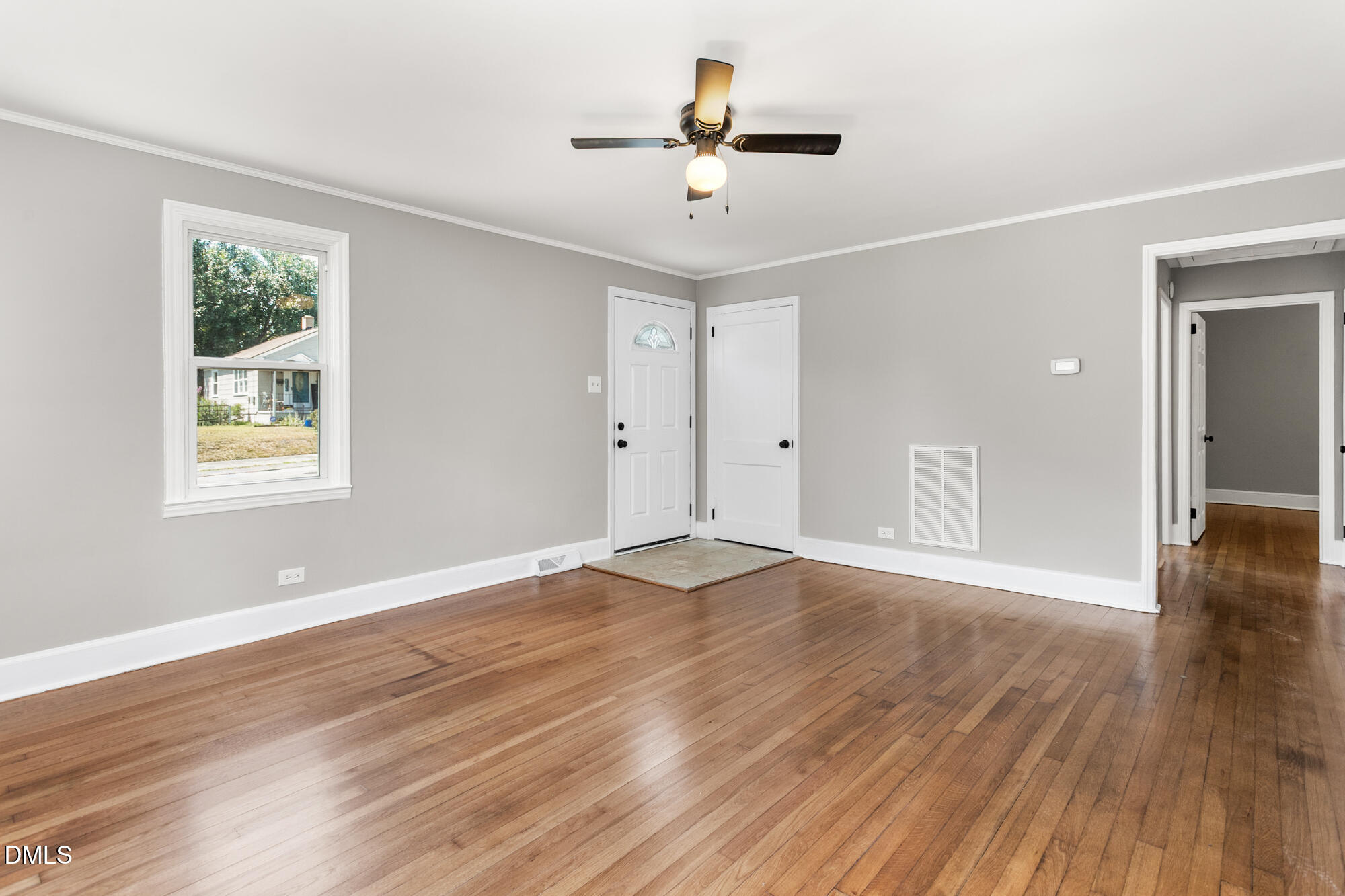 609 E Maynard Avenue Property Photo 9
