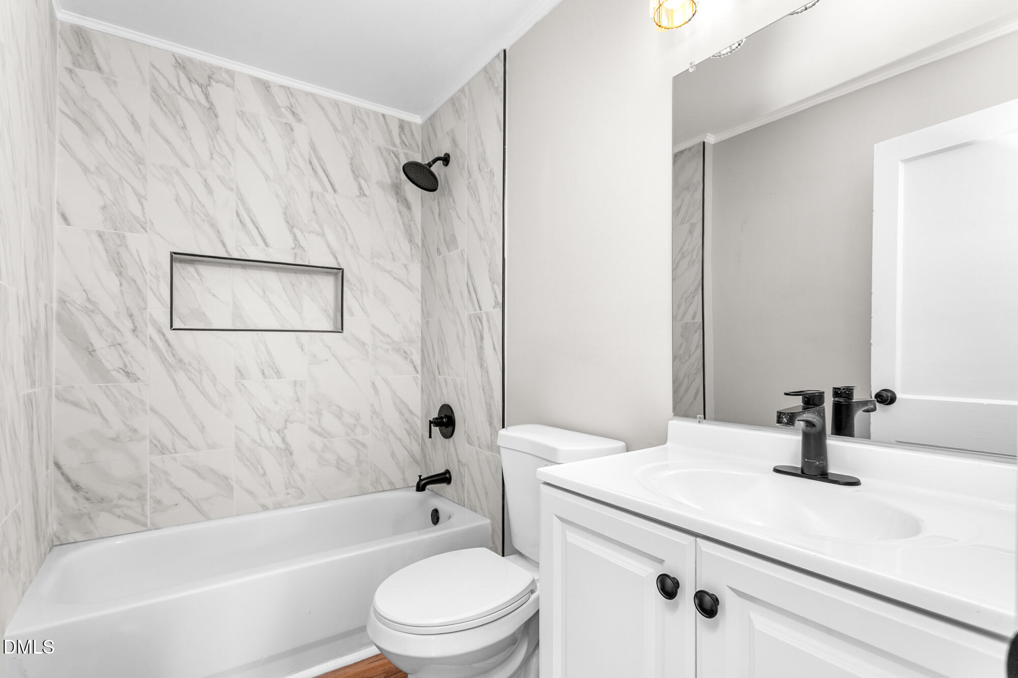 609 E Maynard Avenue Property Photo 16