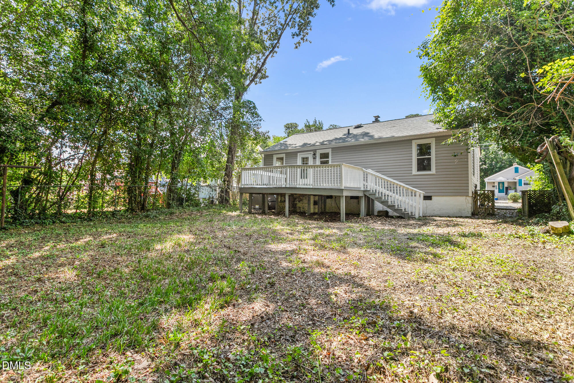 609 E Maynard Avenue Property Photo 19