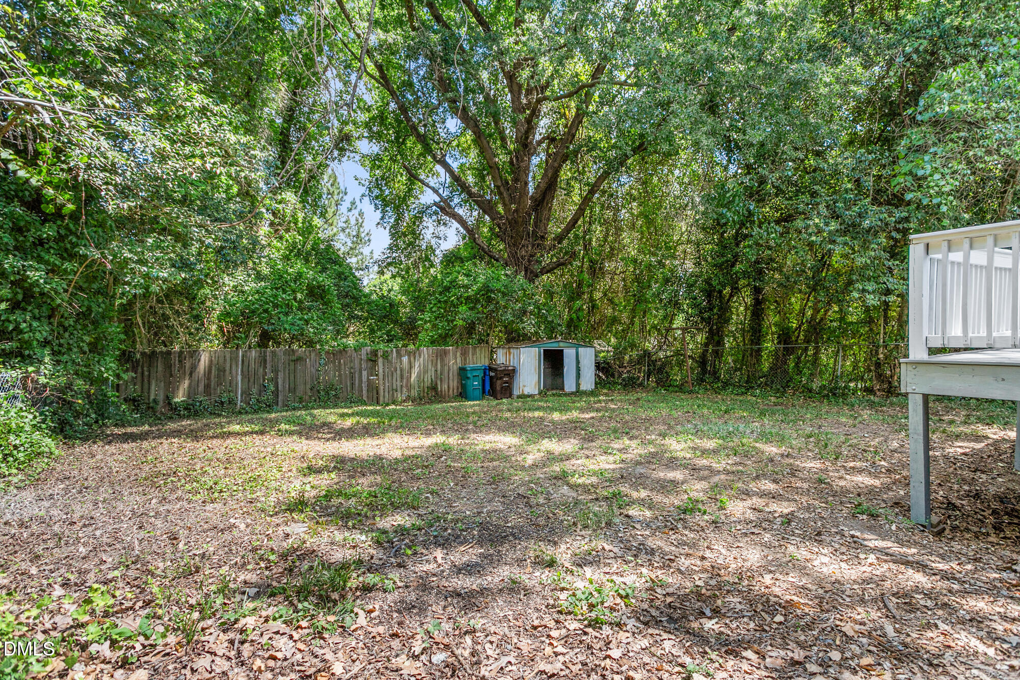 609 E Maynard Avenue Property Photo 21