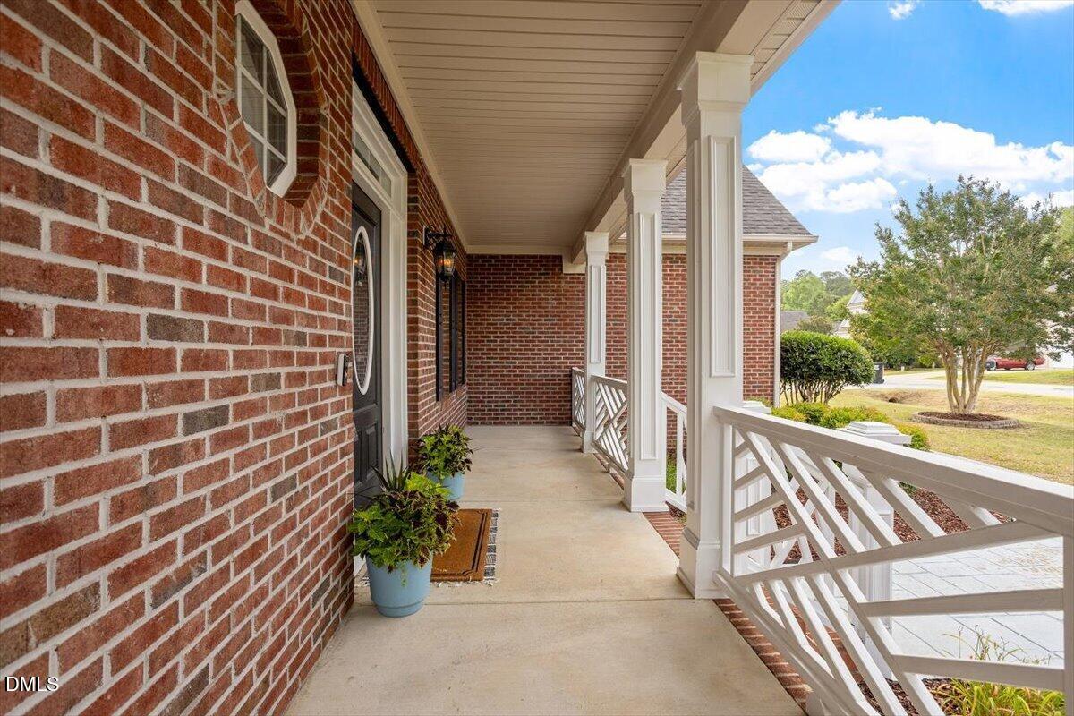 89 River Knoll Drive Property Photo 3