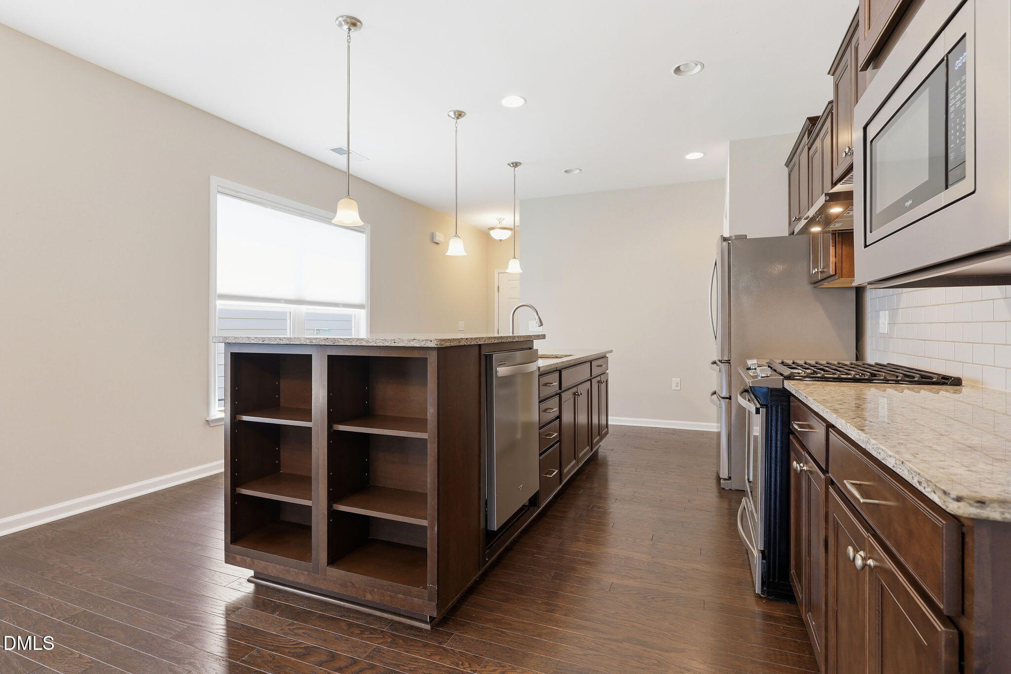 1202 E Rosedale Creek Drive Property Photo 13