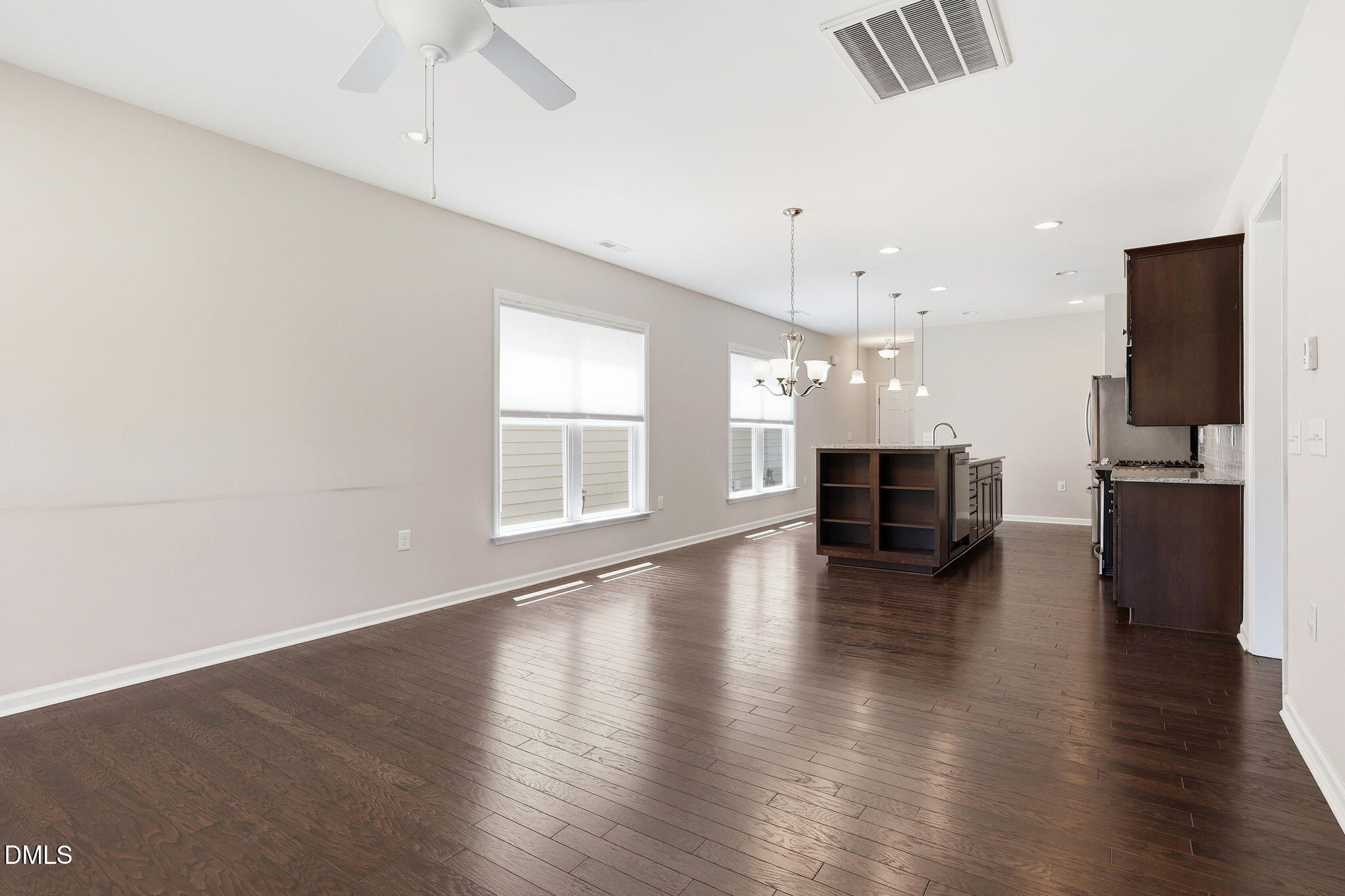1202 E Rosedale Creek Drive Property Photo 17