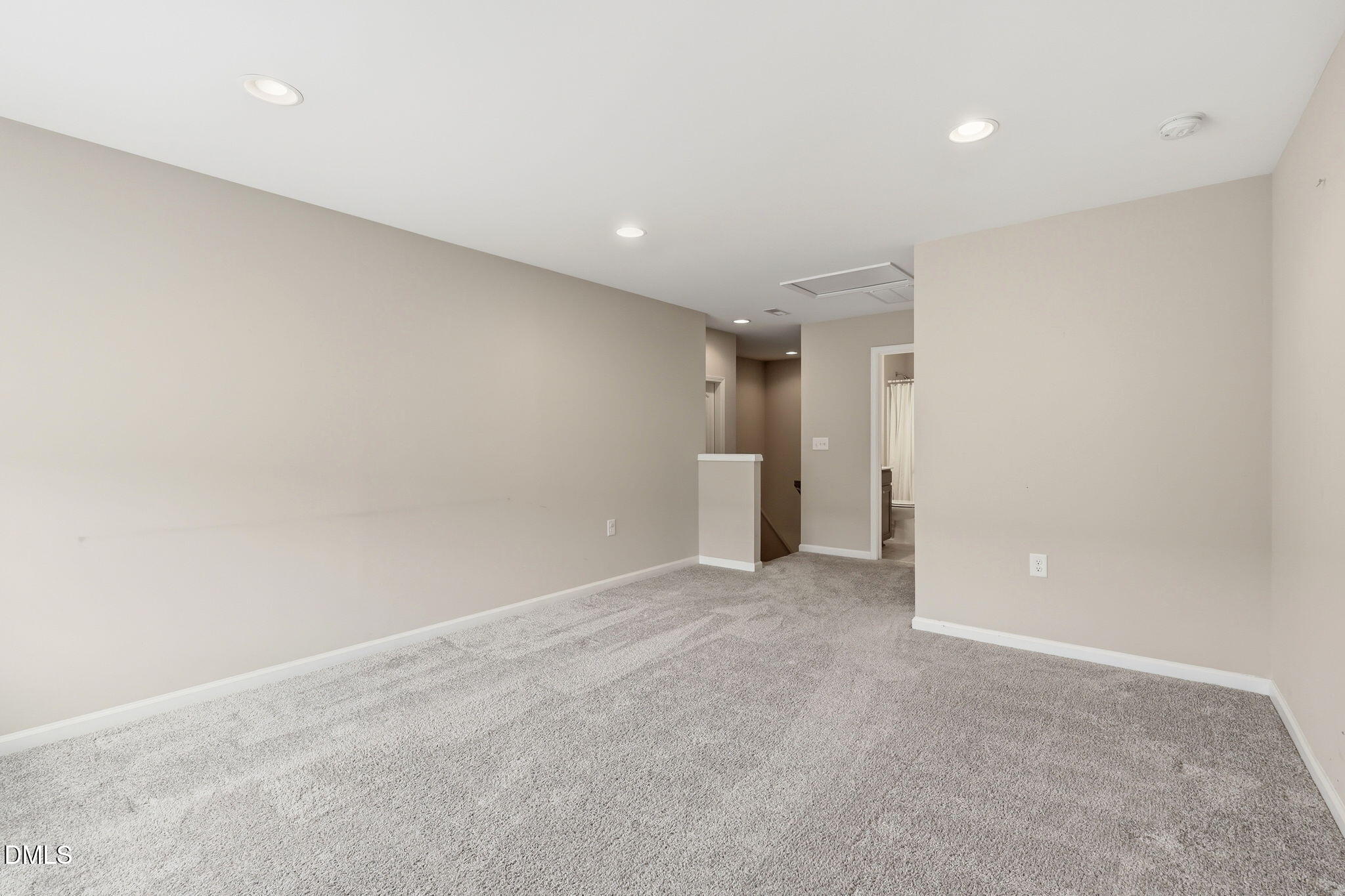 1202 E Rosedale Creek Drive Property Photo 26