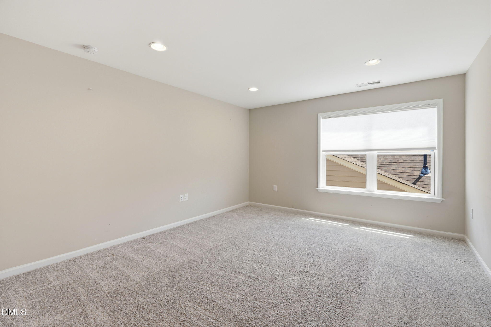 1202 E Rosedale Creek Drive Property Photo 28