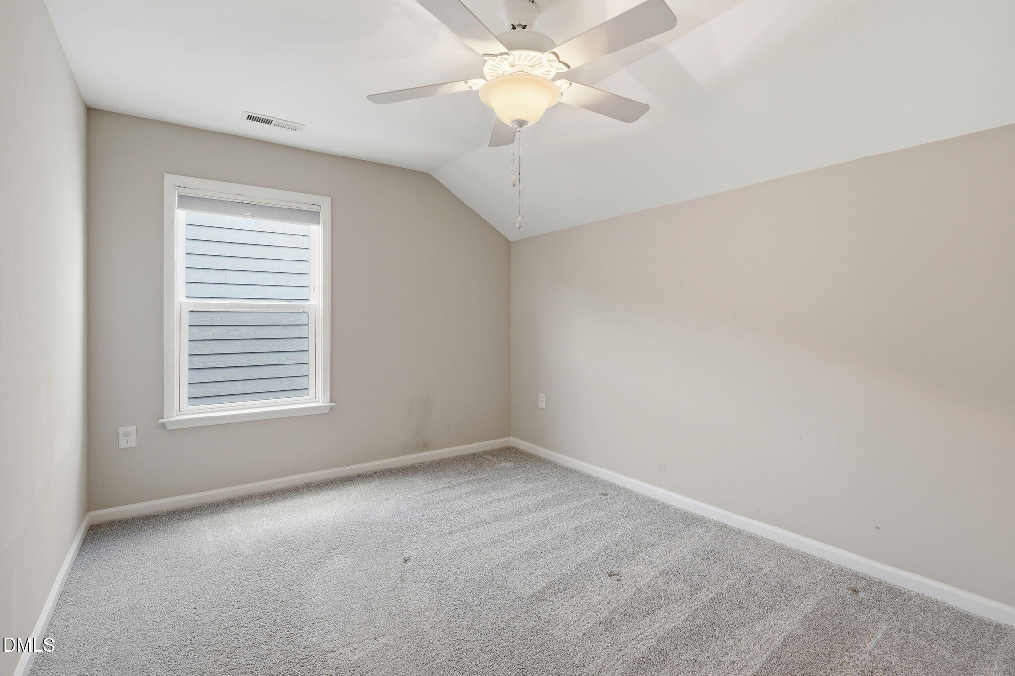 1202 E Rosedale Creek Drive Property Photo 29