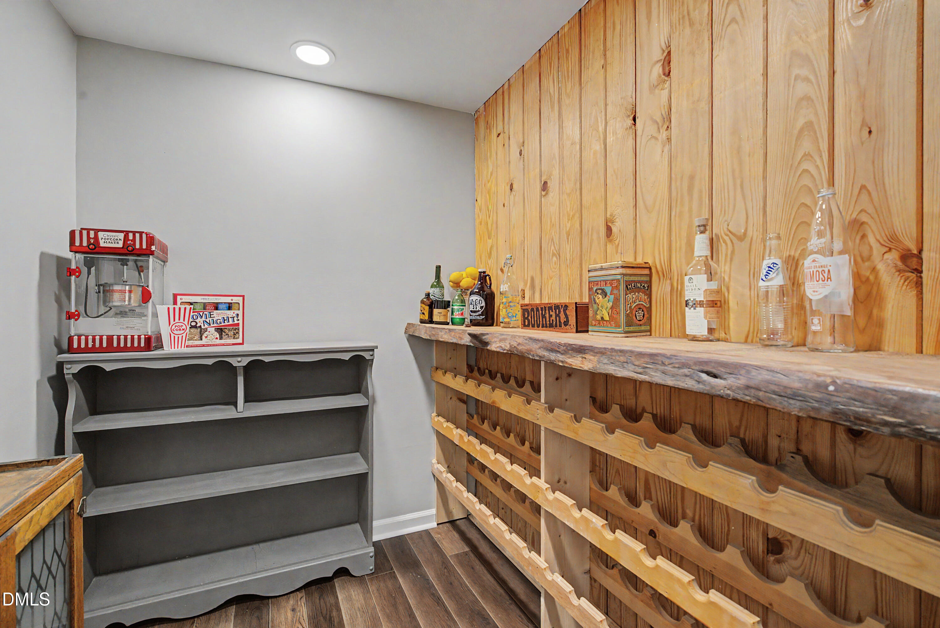 5517 N Hawthorne Way Property Photo 34