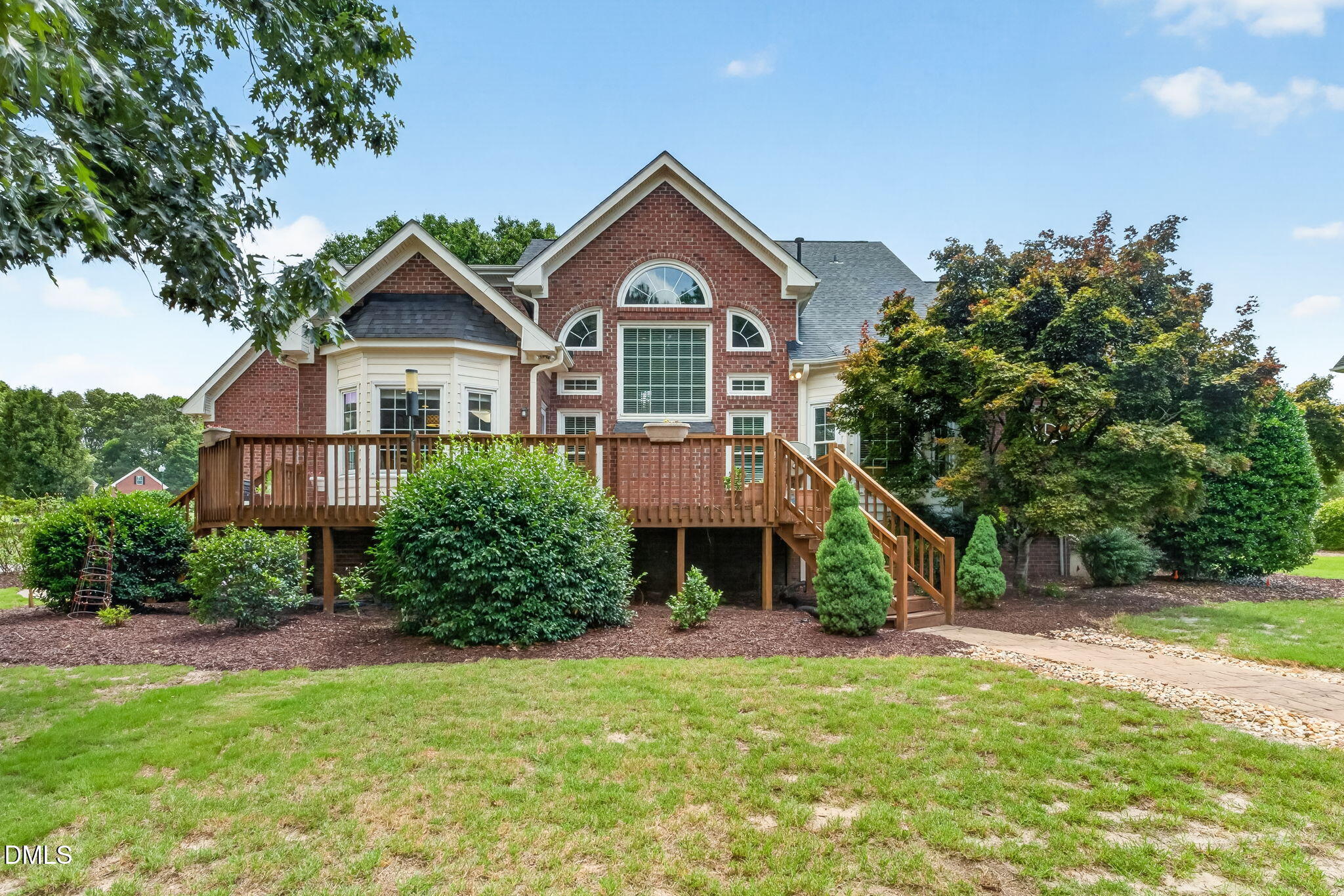 145 Huntington Drive Property Photo 3