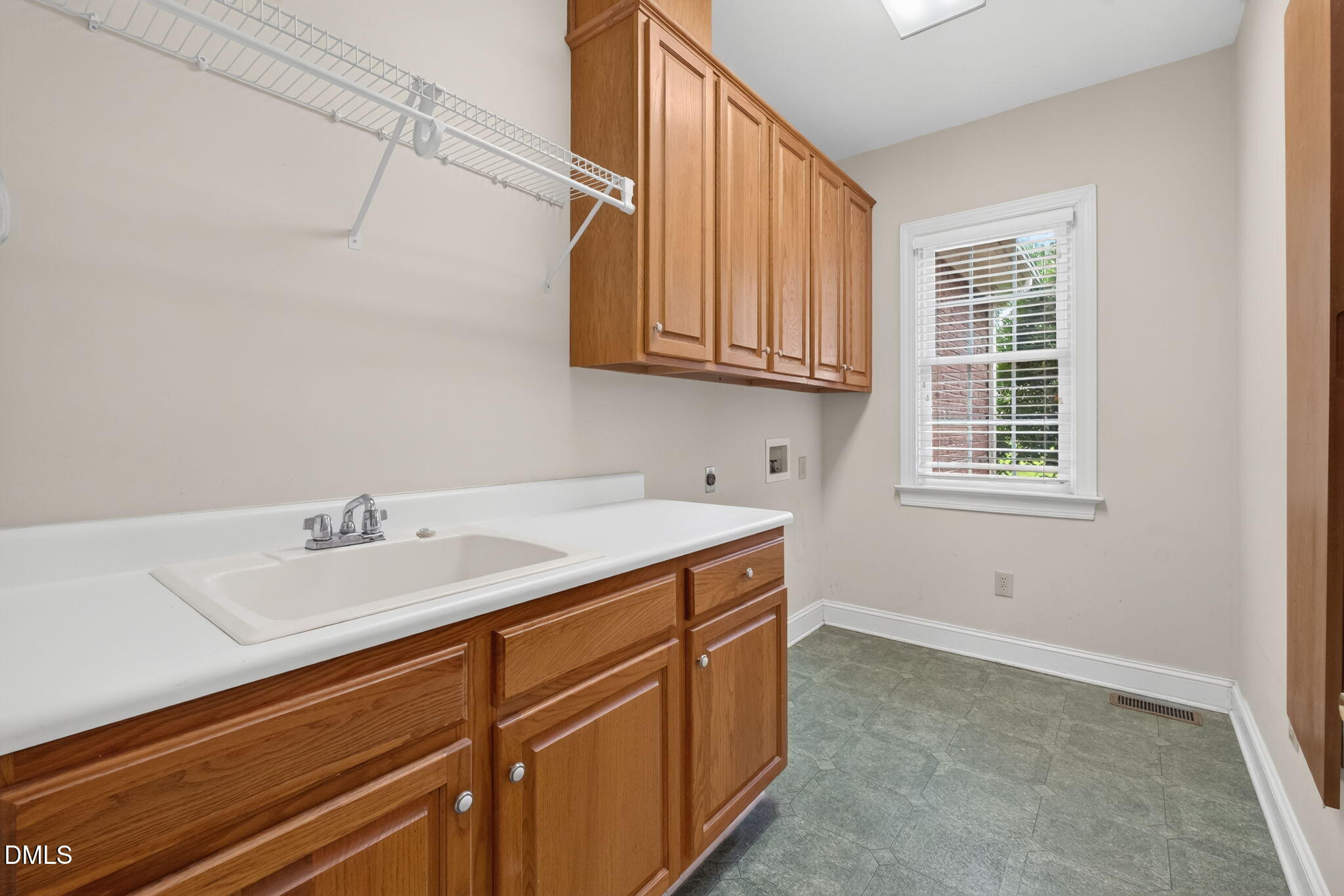 145 Huntington Drive Property Photo 33