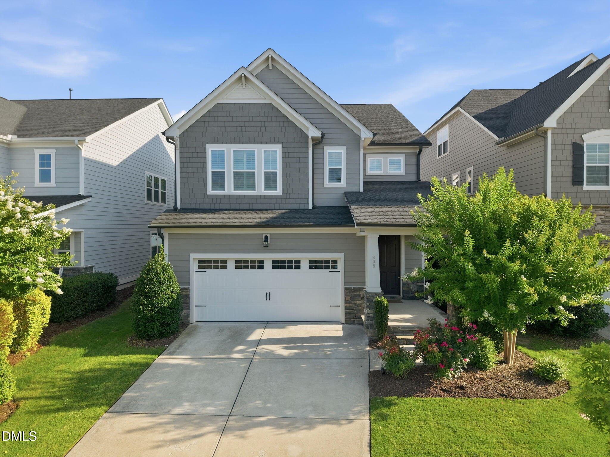 305 Ivy Arbor Way Property Photo 1