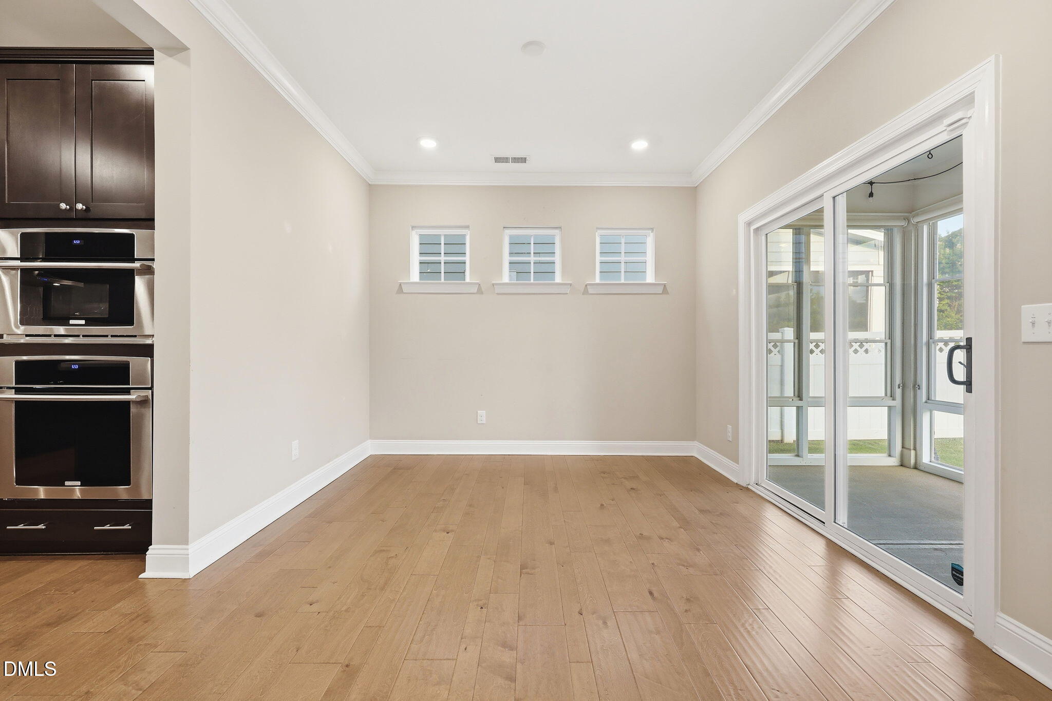 305 Ivy Arbor Way Property Photo 19