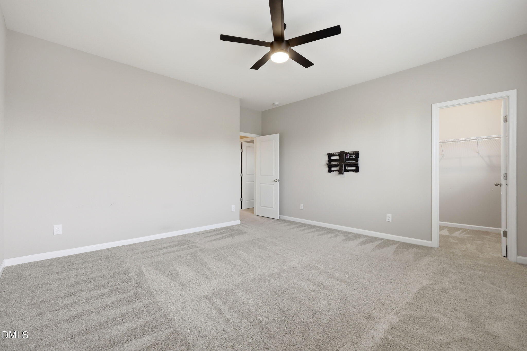 305 Ivy Arbor Way Property Photo 32