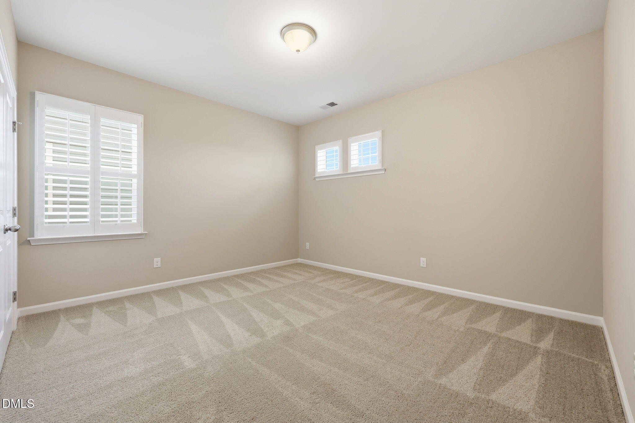 305 Ivy Arbor Way Property Photo 33