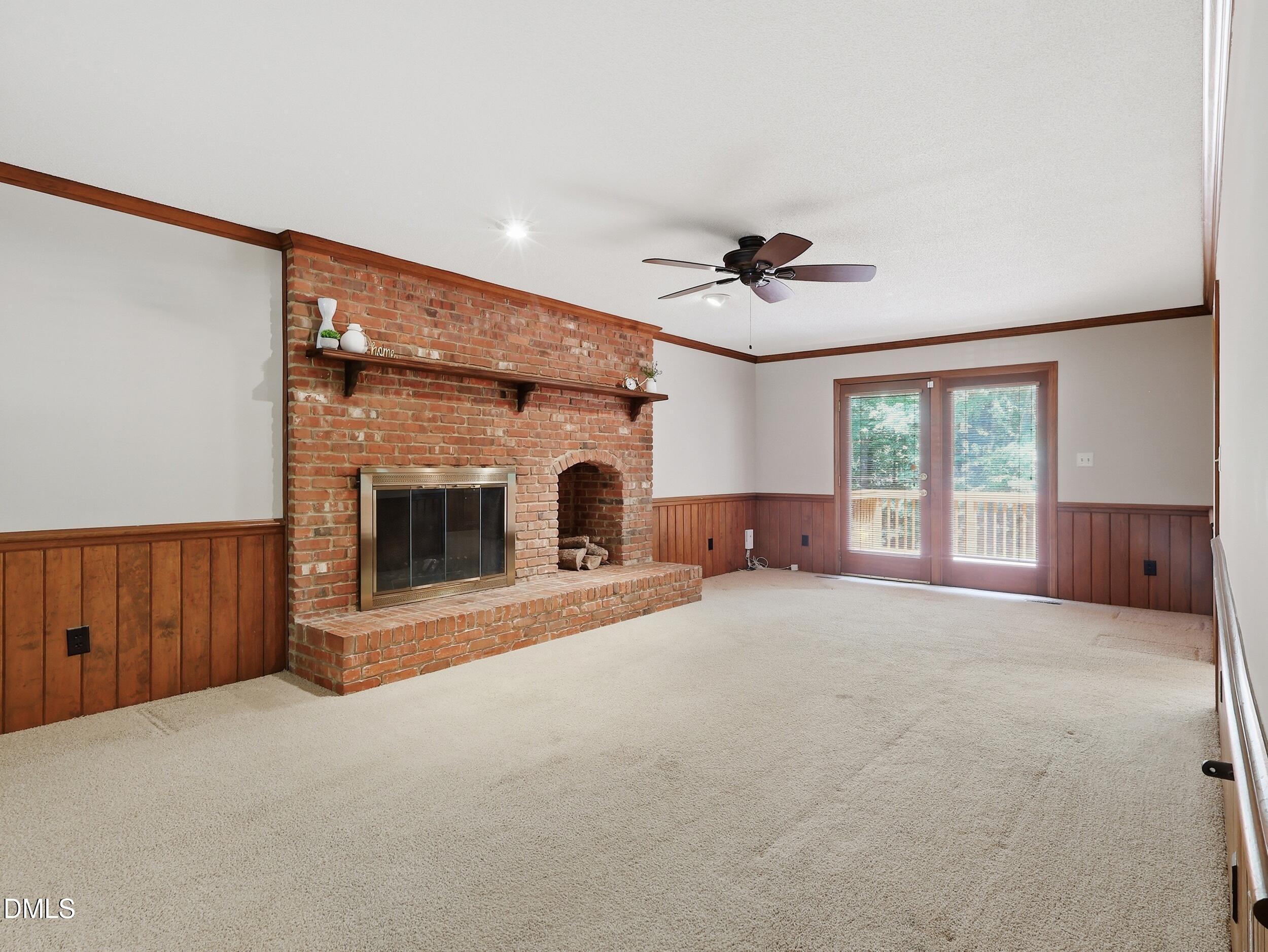 7312 Deer Track Drive Property Photo 3