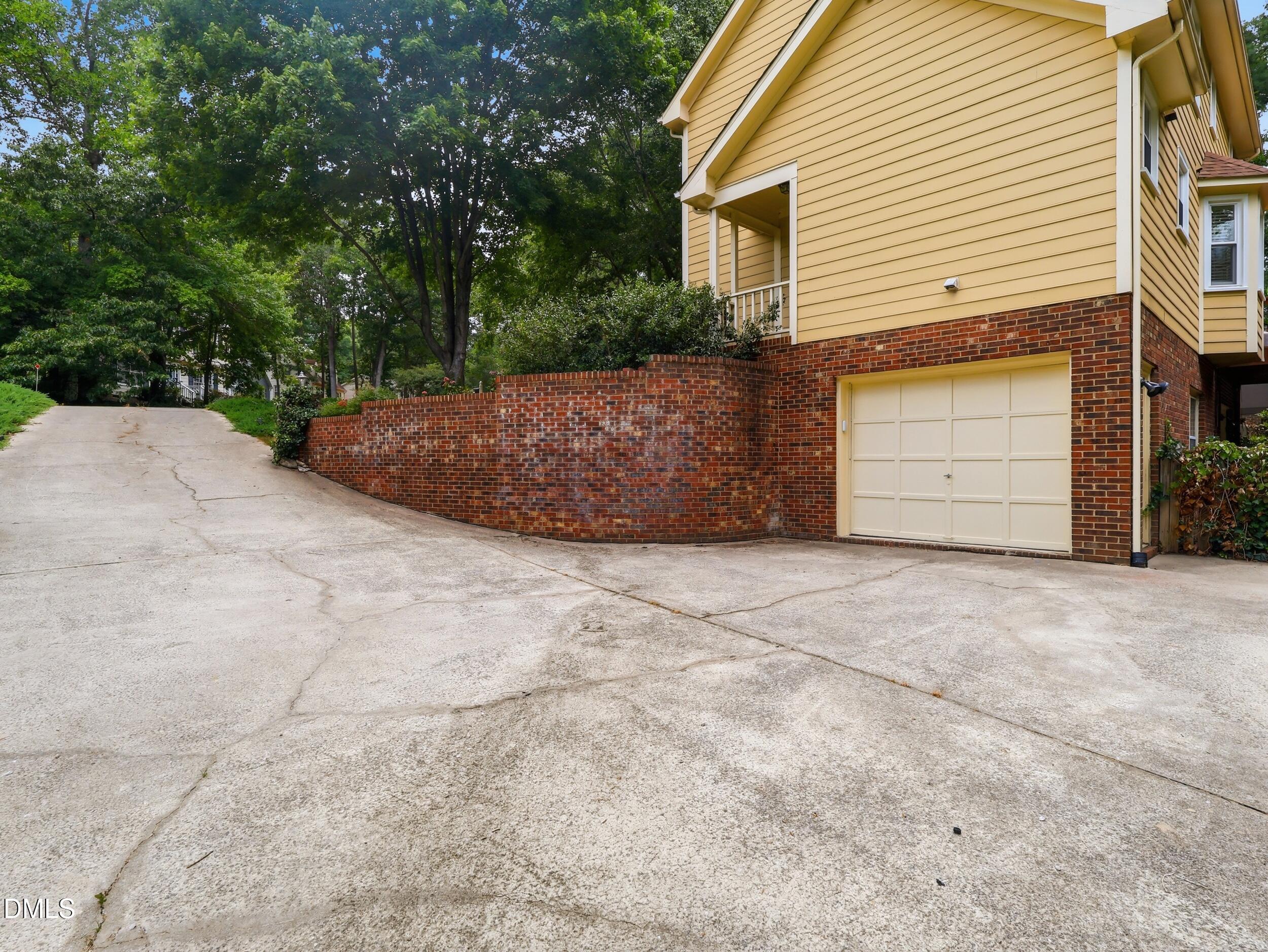 7312 Deer Track Drive Property Photo 32