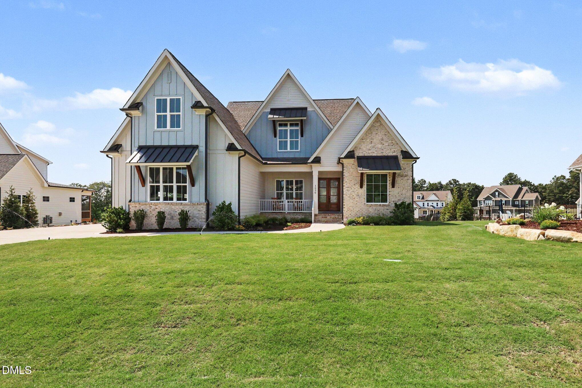 1020 Azalea Garden Circle Property Photo 1
