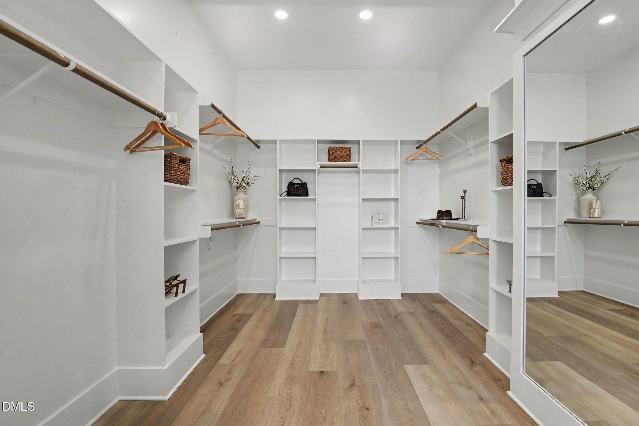 1020 Azalea Garden Circle Property Photo 15