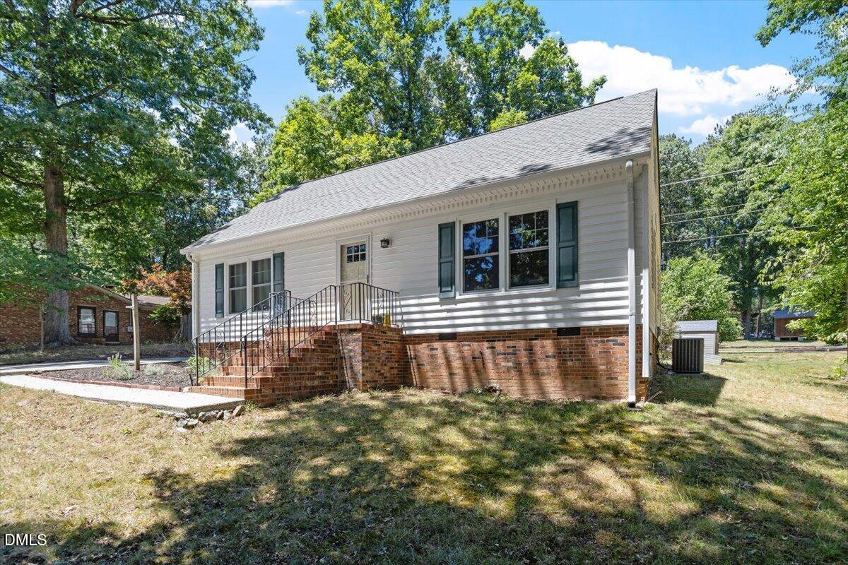 3024 Rosewood Circle Property Photo 3