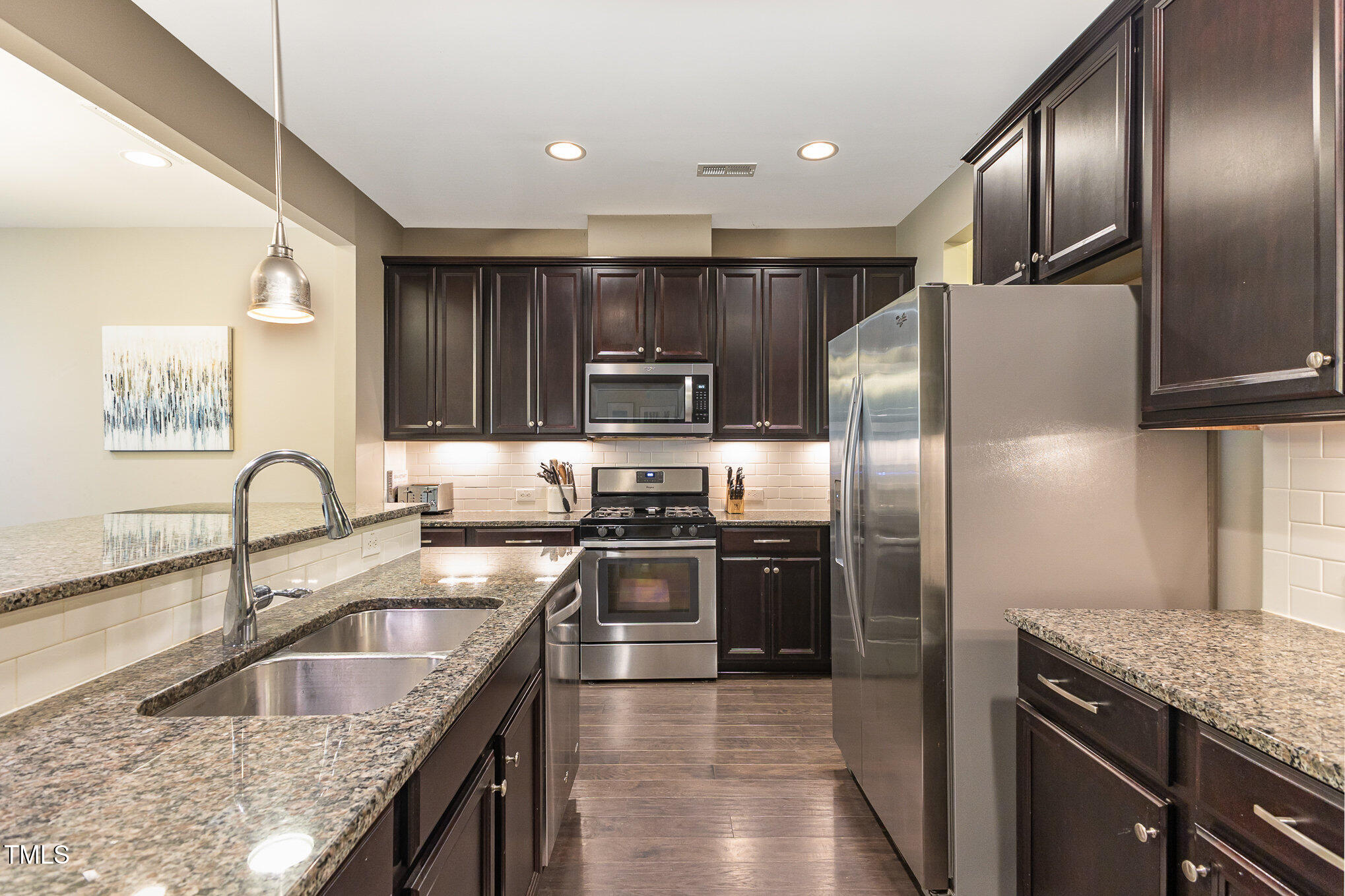 510 Libson Street Property Photo 6
