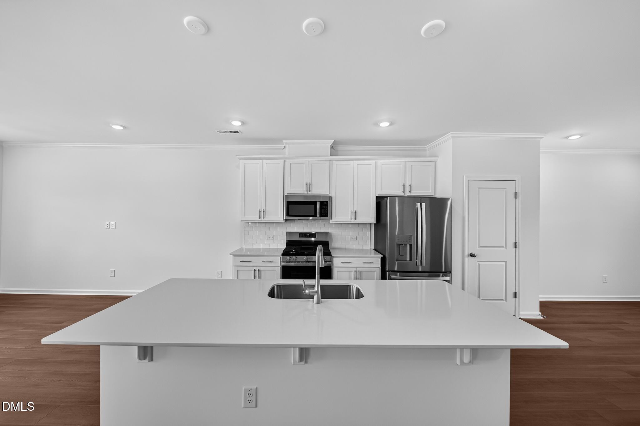340 Diversity Way Property Photo 5