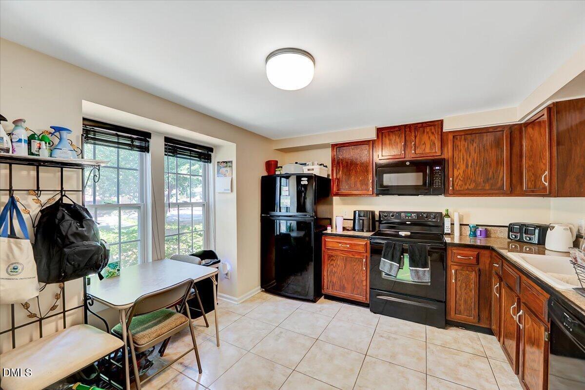 601 Middleton Avenue Property Photo 4