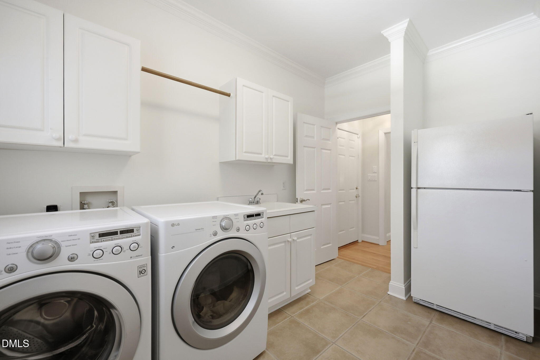 1308 Ballyclare Court Property Photo 43