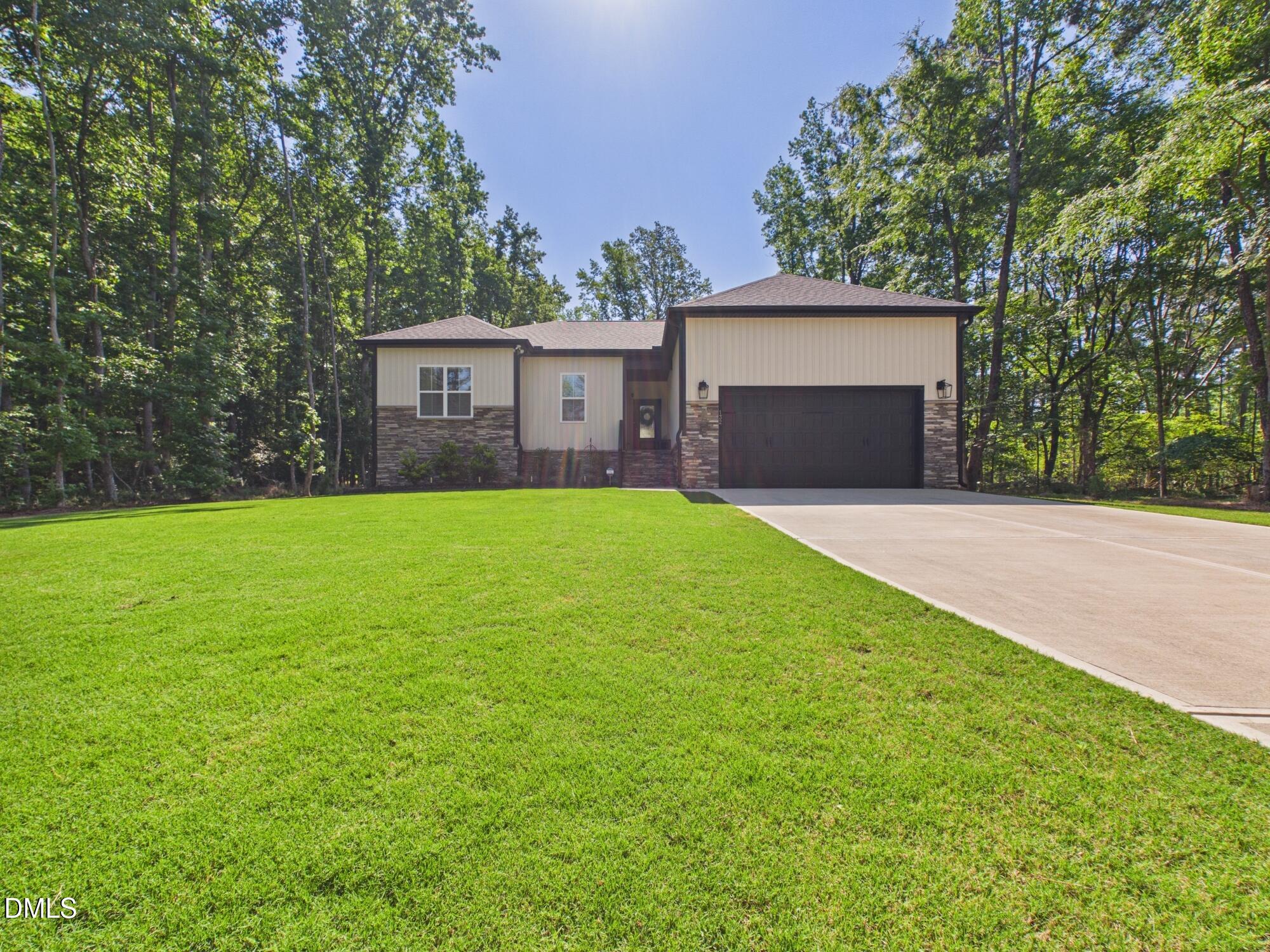 132 Mohawk Drive Property Photo 1