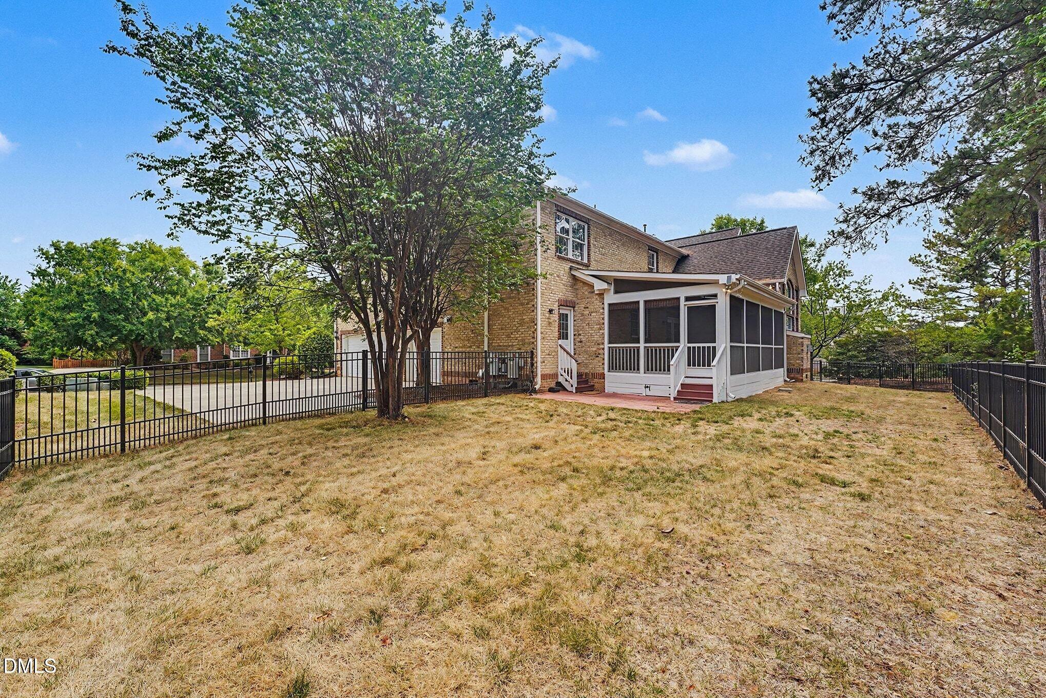10505 Tarton Fields Circle Property Photo 34