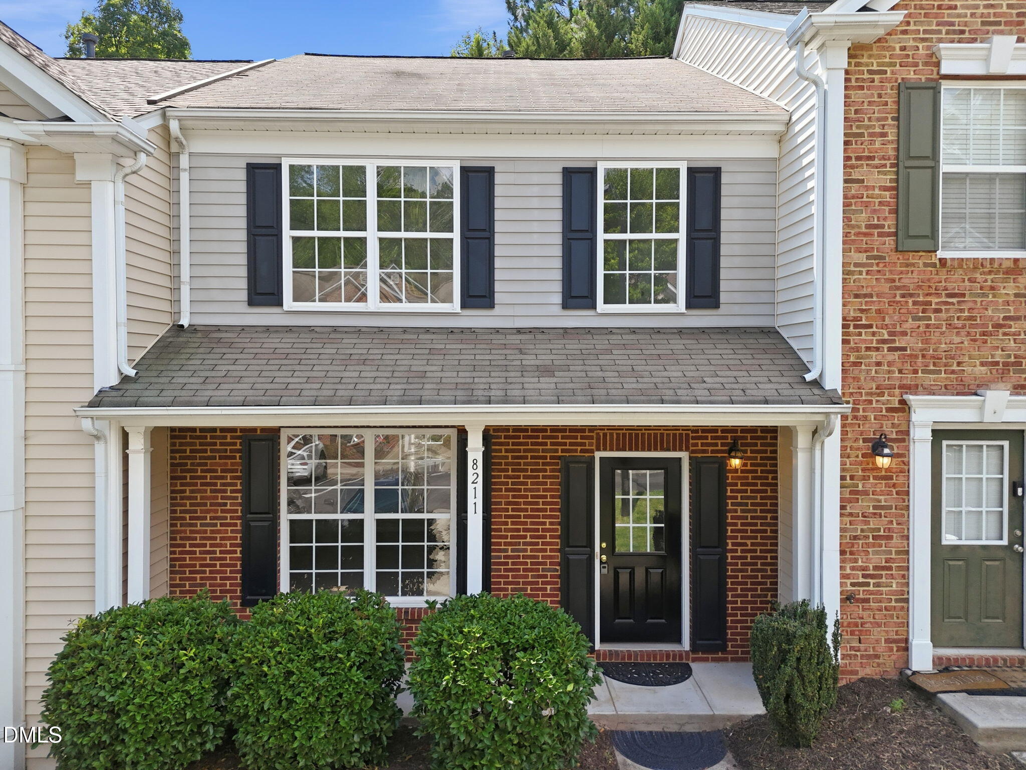 8211 Clasara Circle Property Photo 1