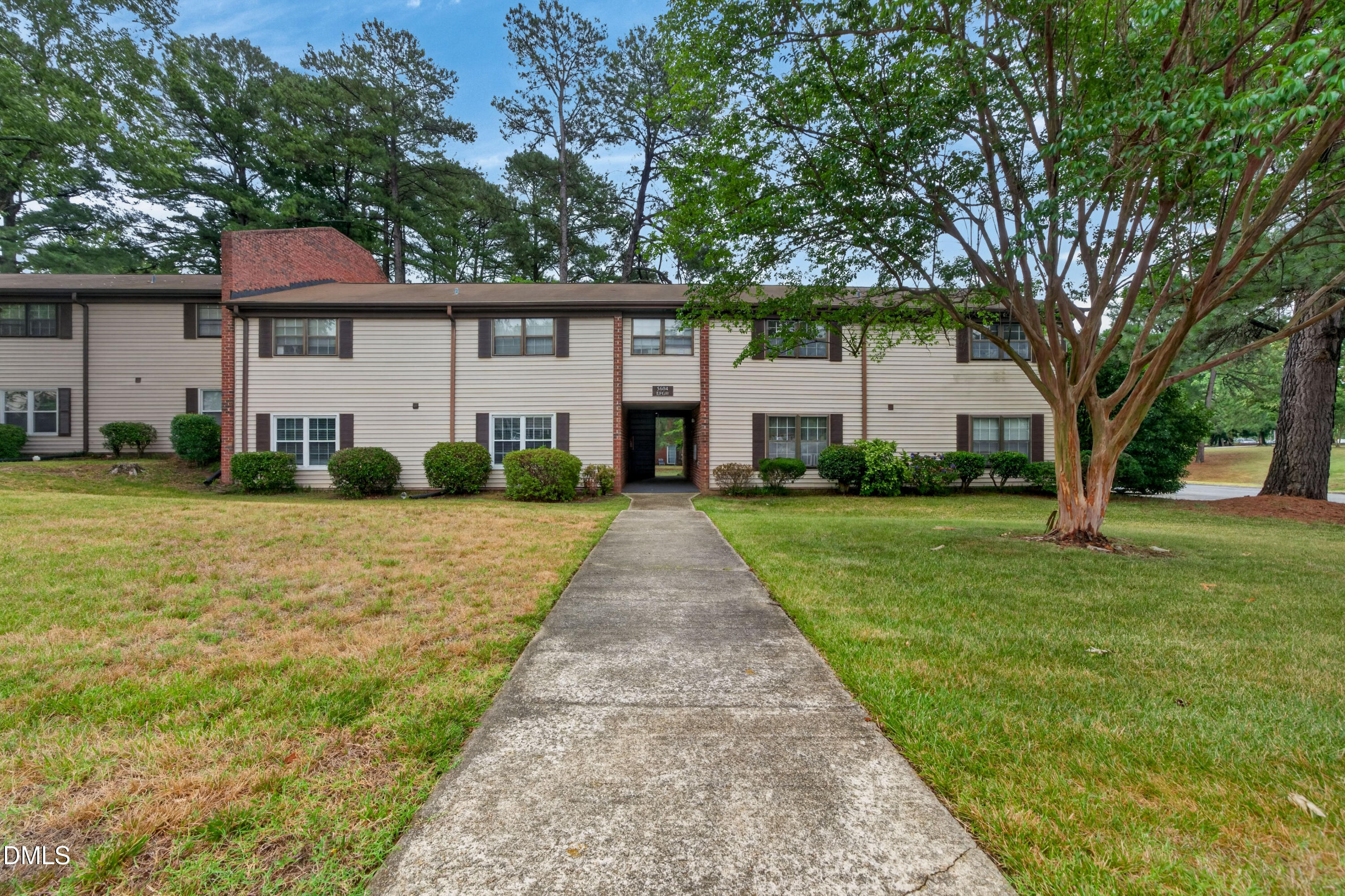 5604 H Falls Of Neuse Road Property Photo 2