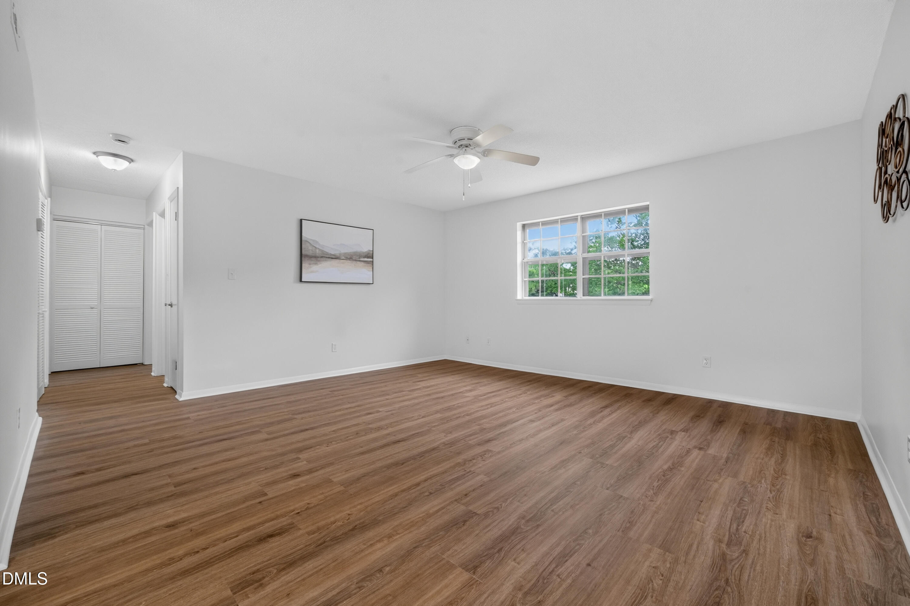 5604 H Falls Of Neuse Road Property Photo 4