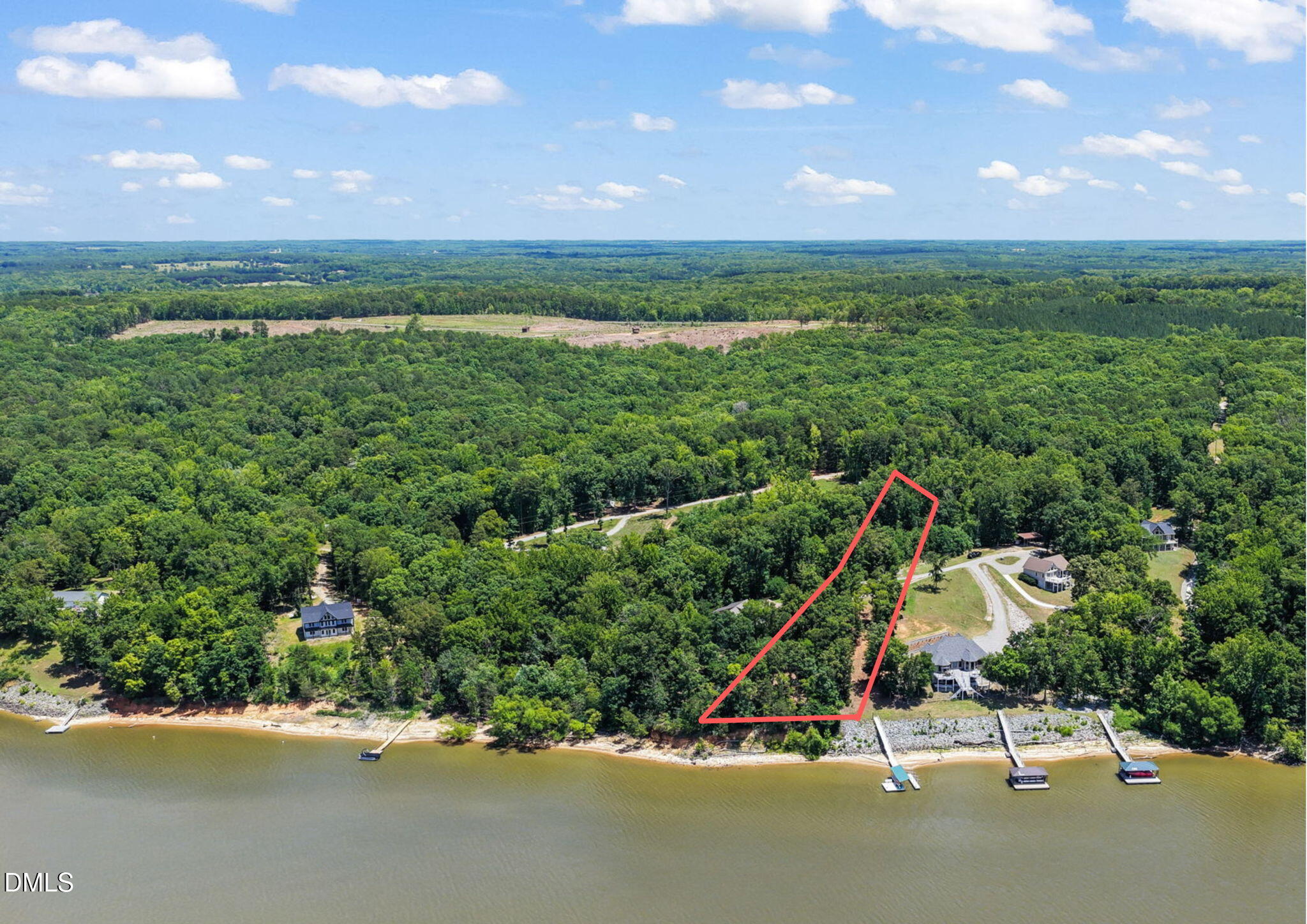 115 Sunset Drive Property Photo 4
