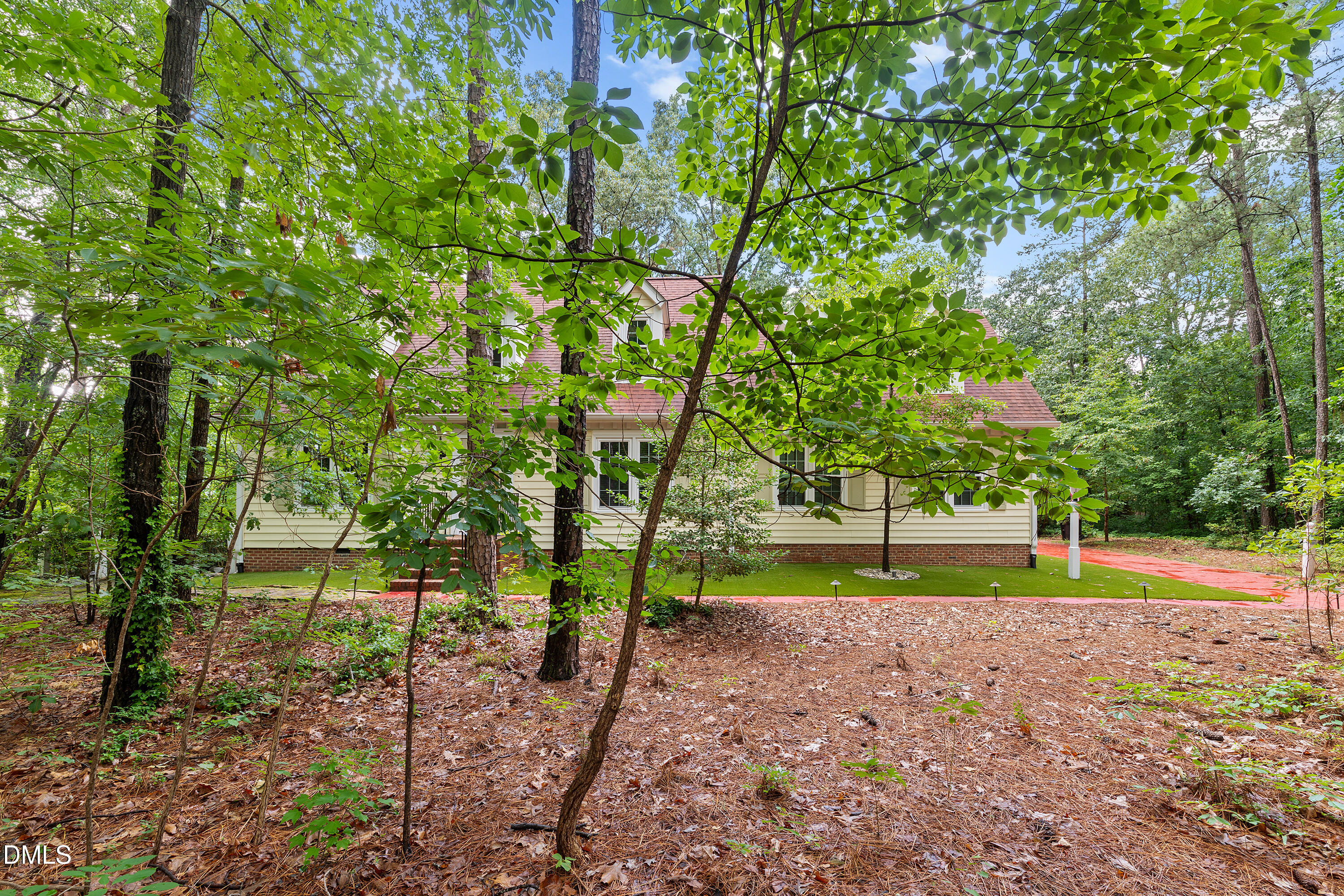 5216 Bridget Drive Property Photo 4