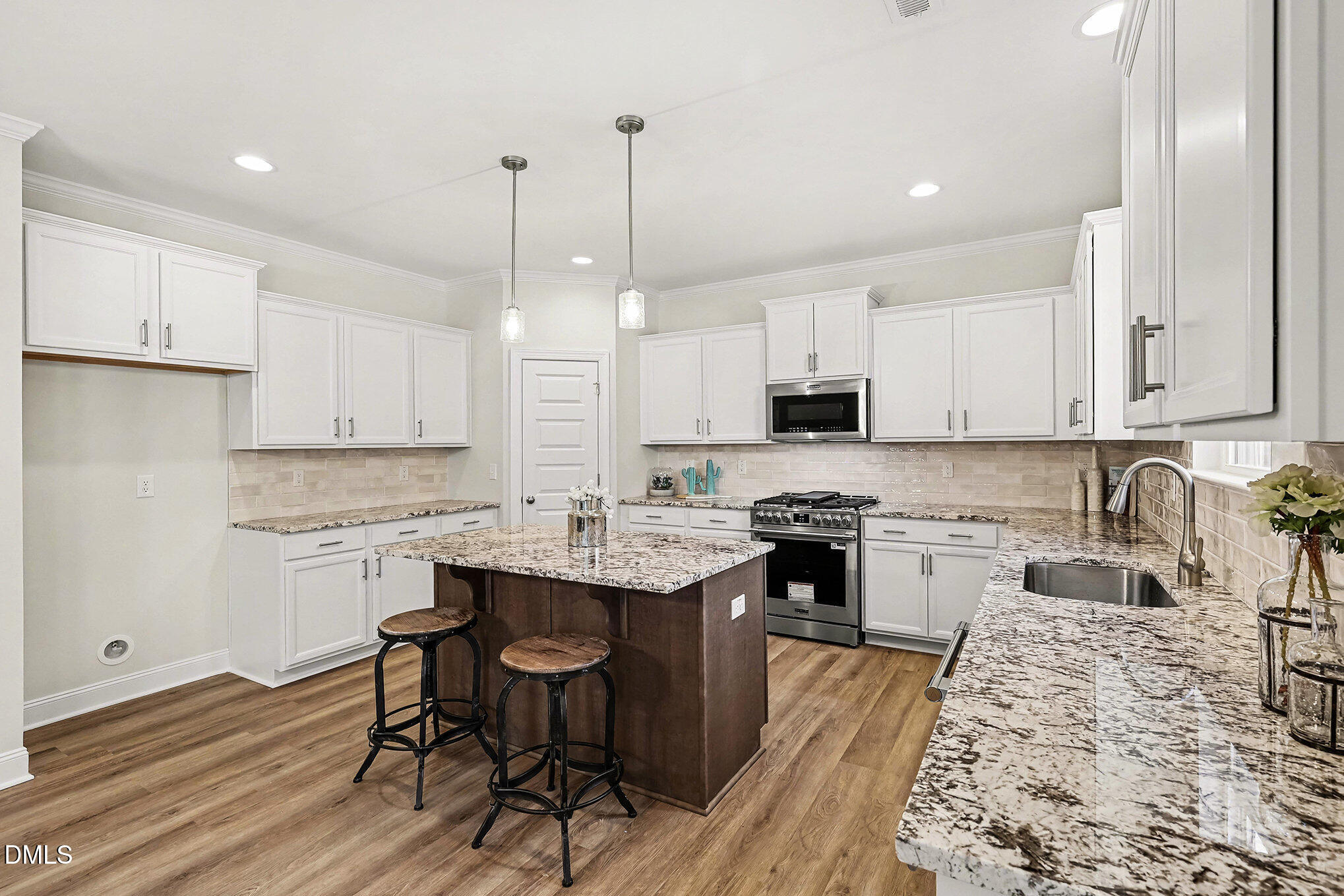 51 Starlet Rdg Way Property Photo 3