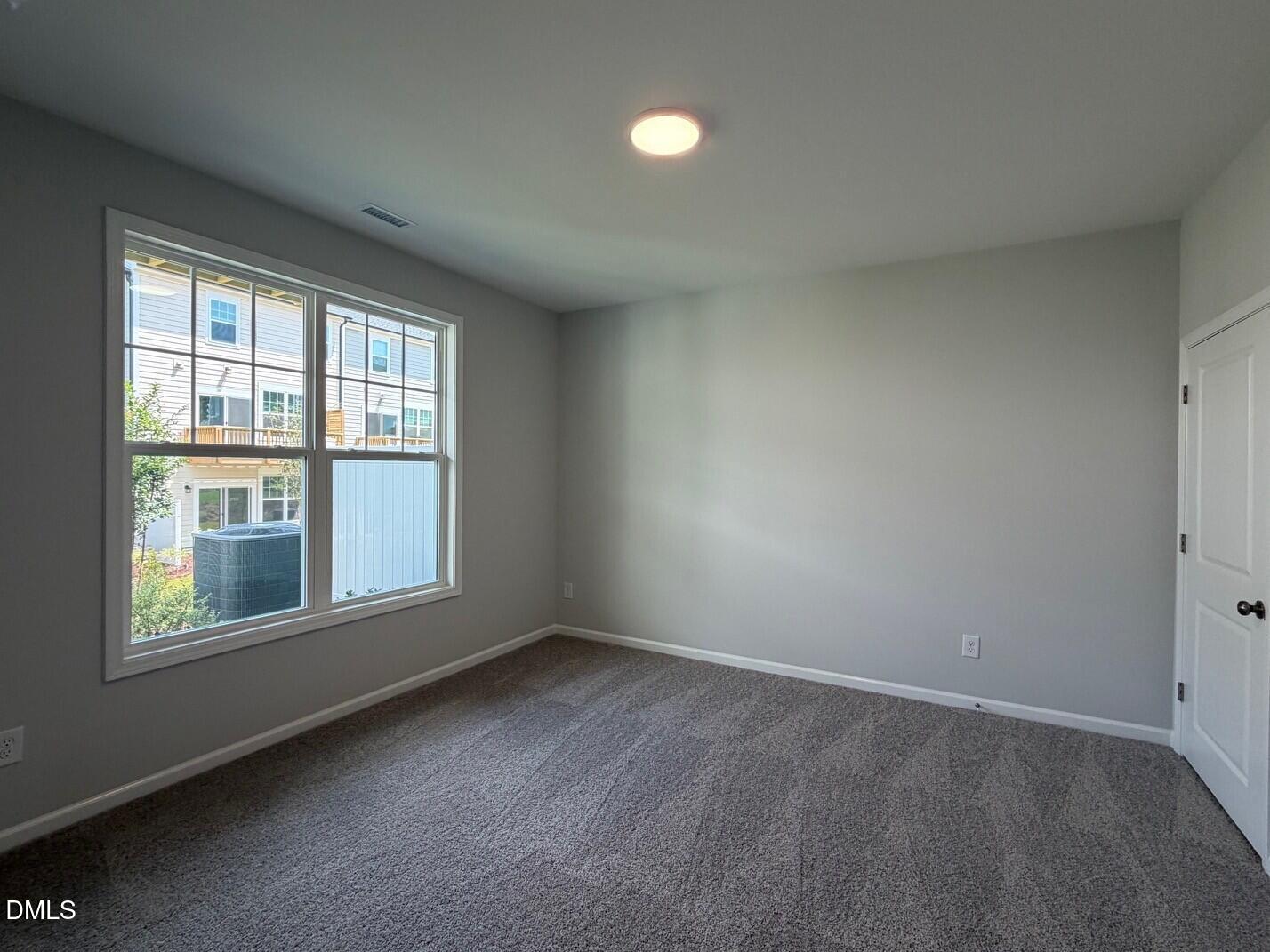 9039 Hazy Jade Way Property Photo 9