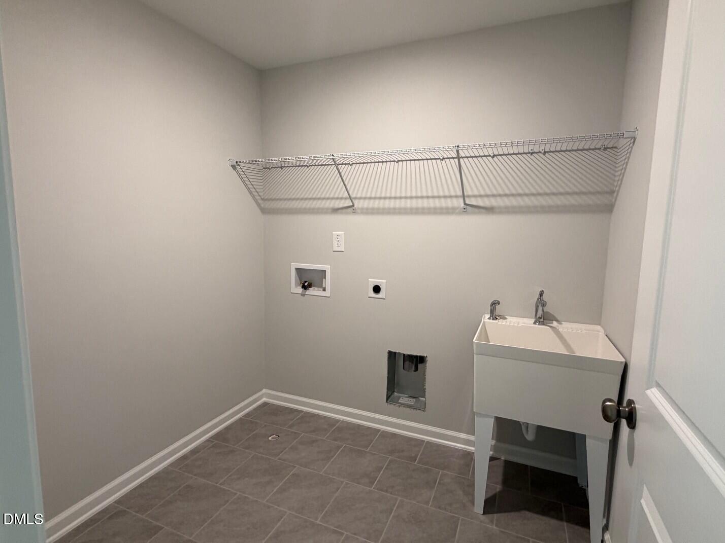 9039 Hazy Jade Way Property Photo 10