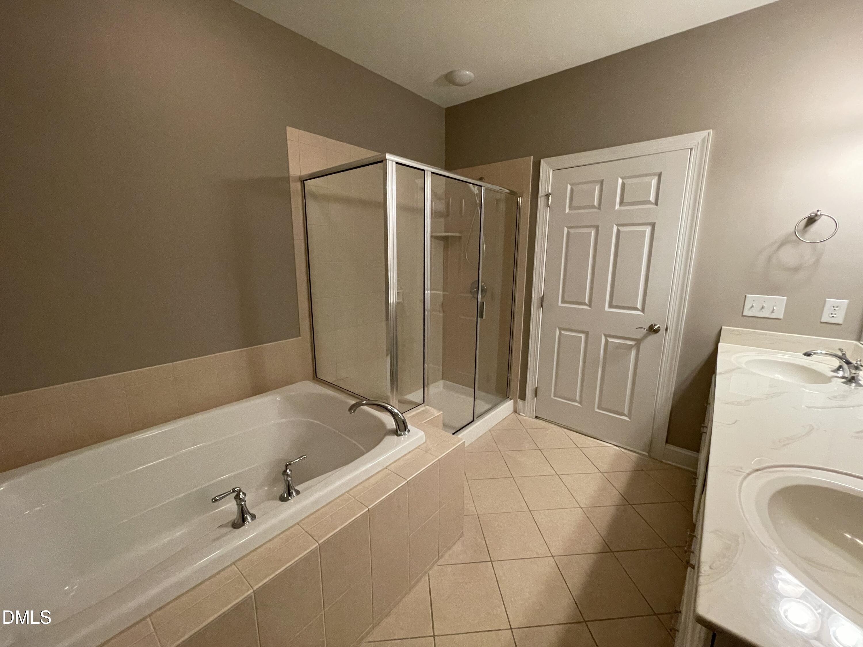 10411 Rosegate Court 003 Property Photo 33