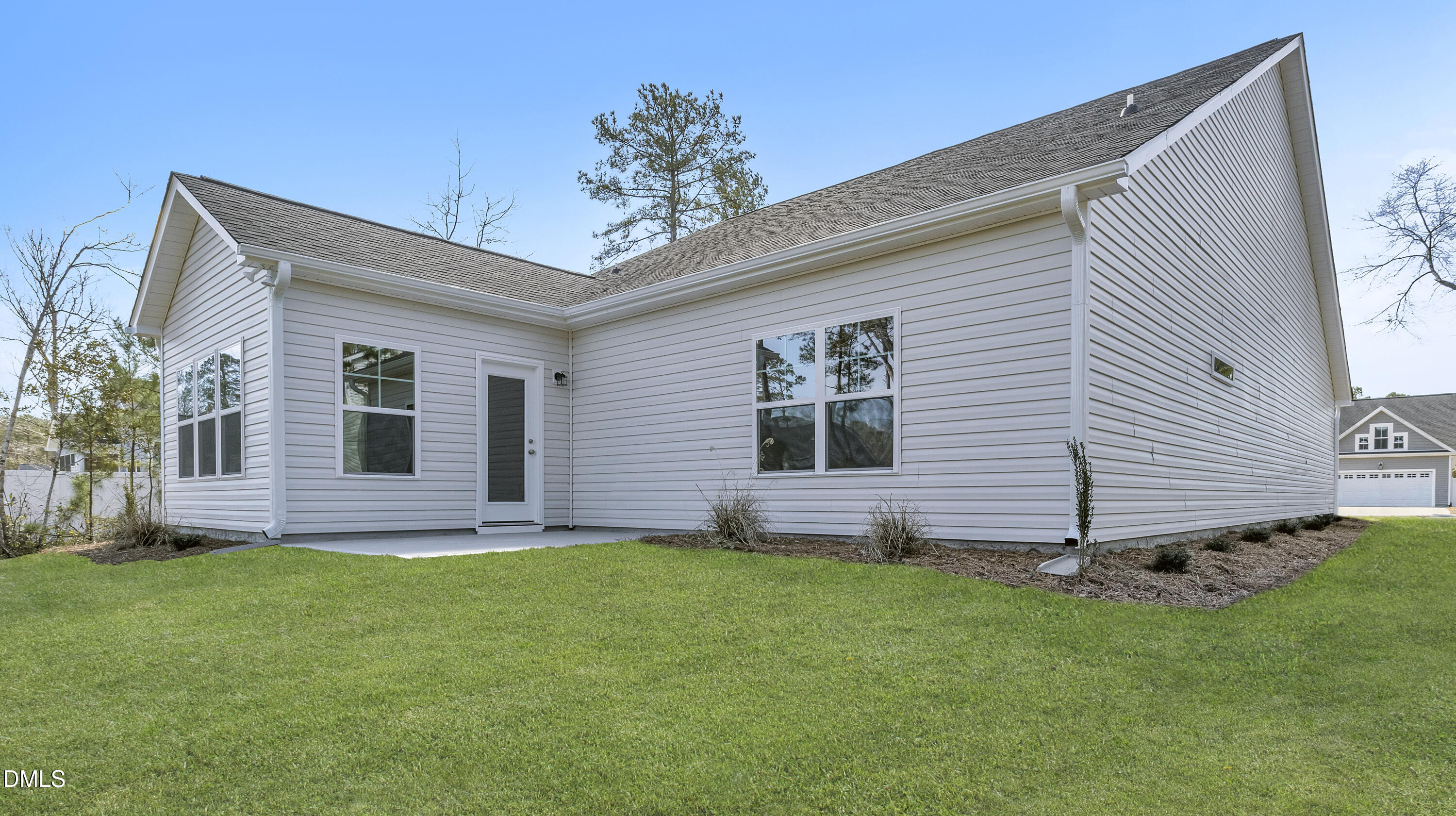 127 Luther Drive Property Photo 4