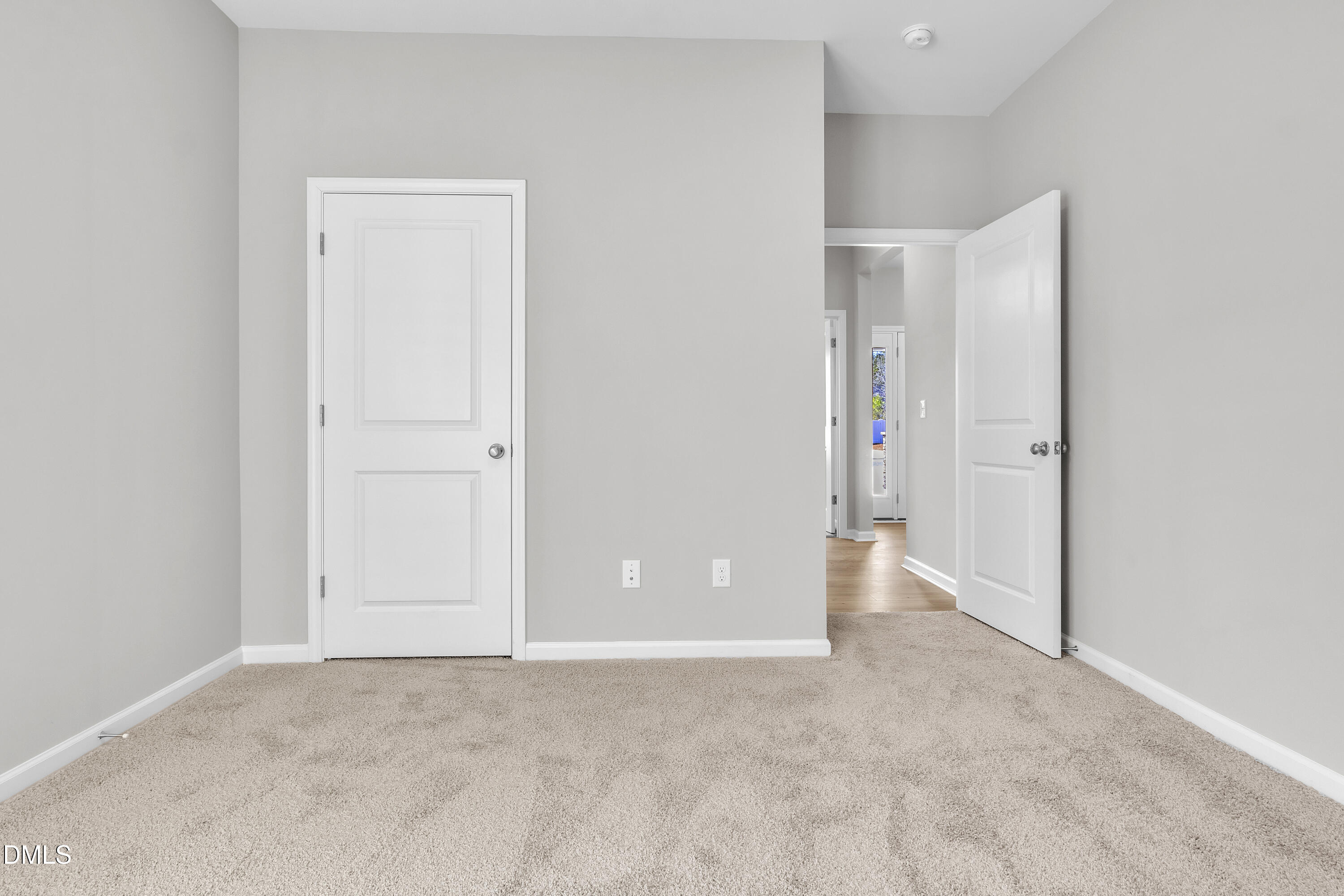 127 Luther Drive Property Photo 9