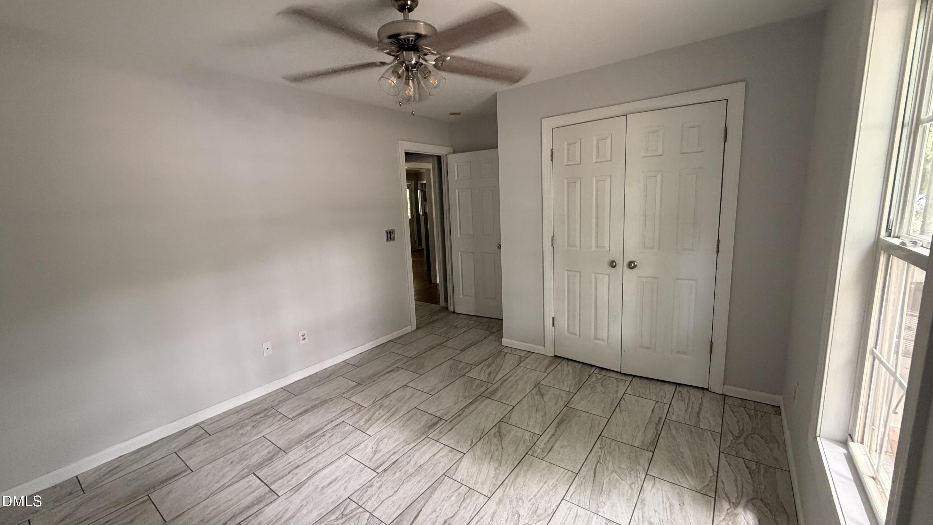 229 Sterling Way Property Photo 3